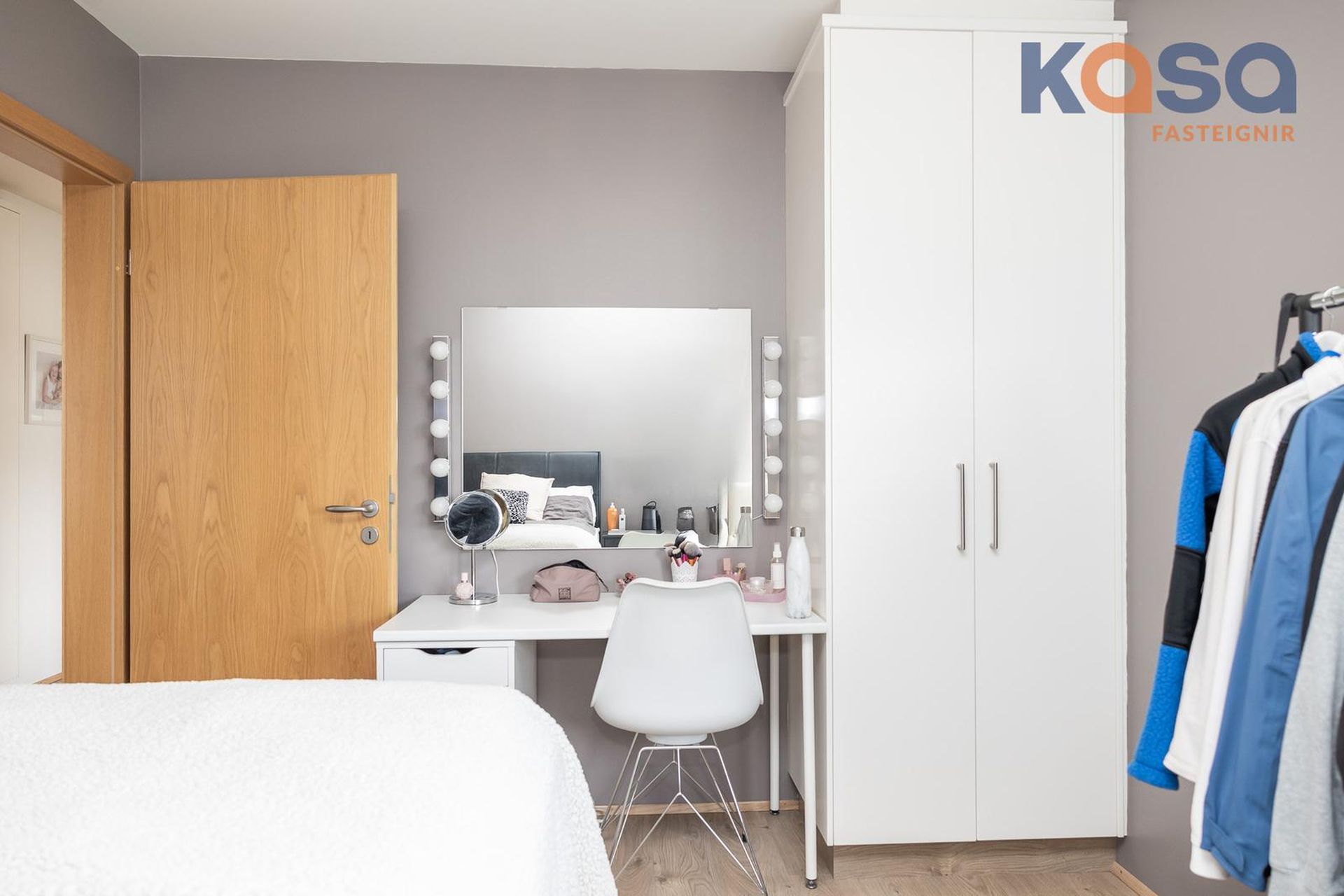 Kjarnagata 37, 600 Akureyri
