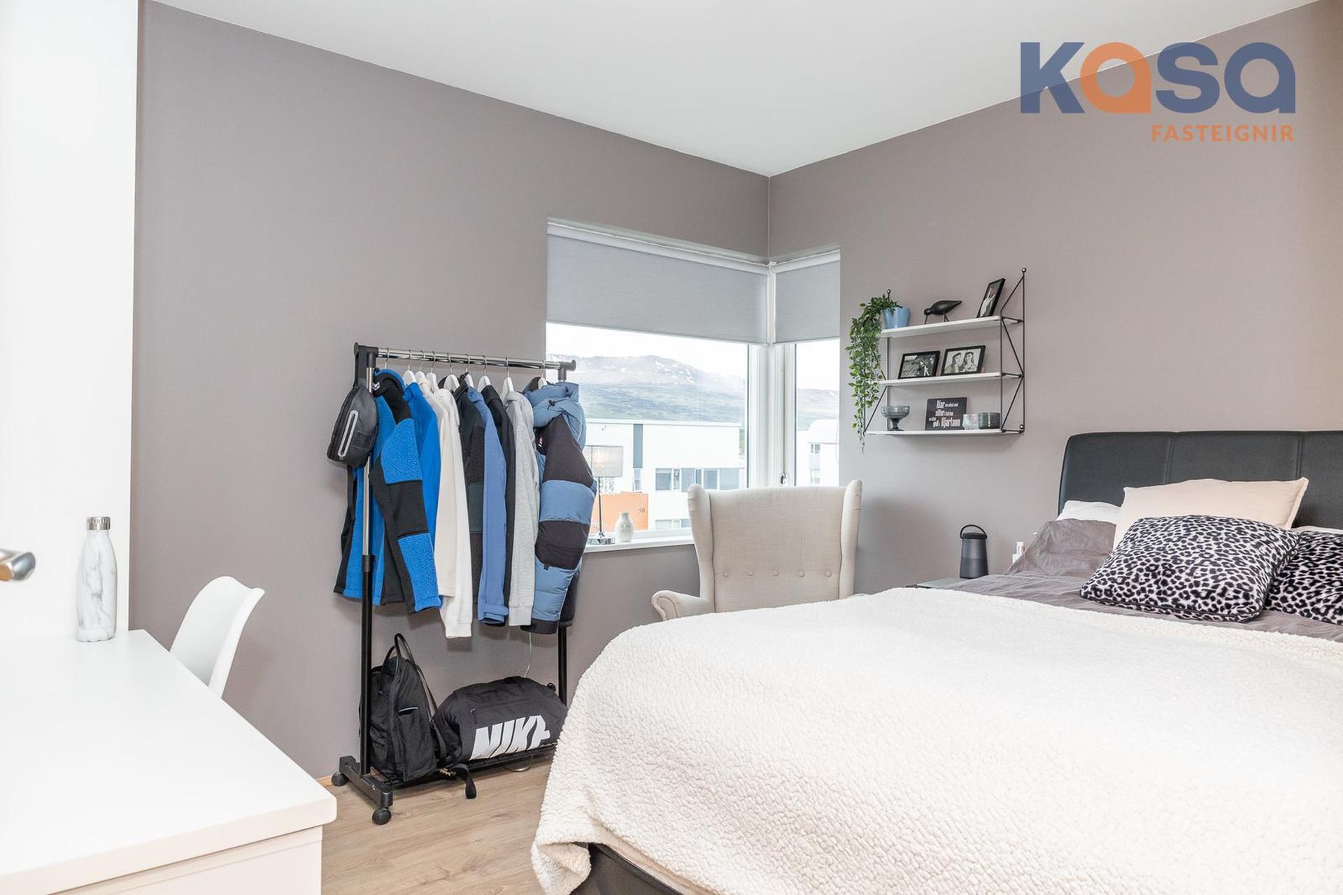 Kjarnagata 37, 600 Akureyri
