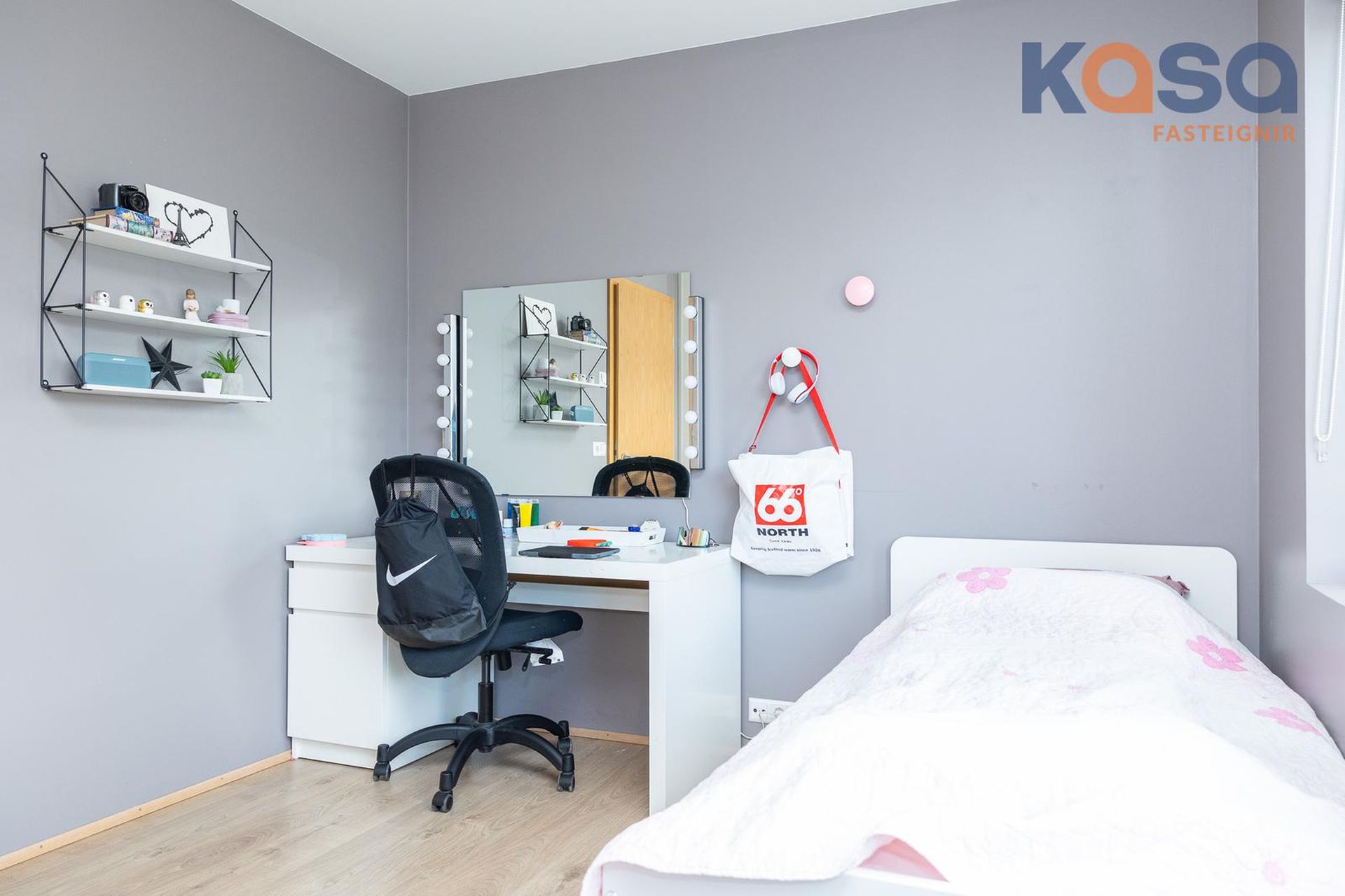 Kjarnagata 37, 600 Akureyri