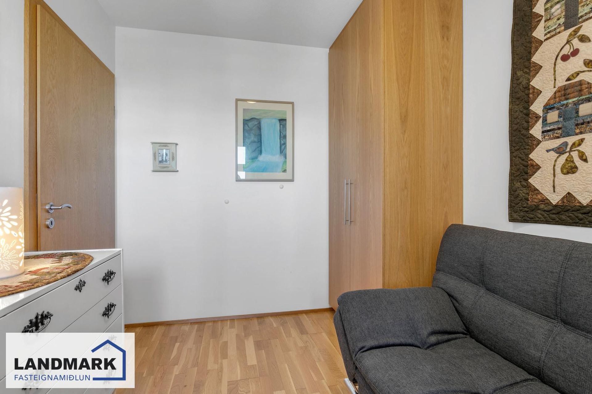 Álfkonuhvarf 55, 203 Kópavogur