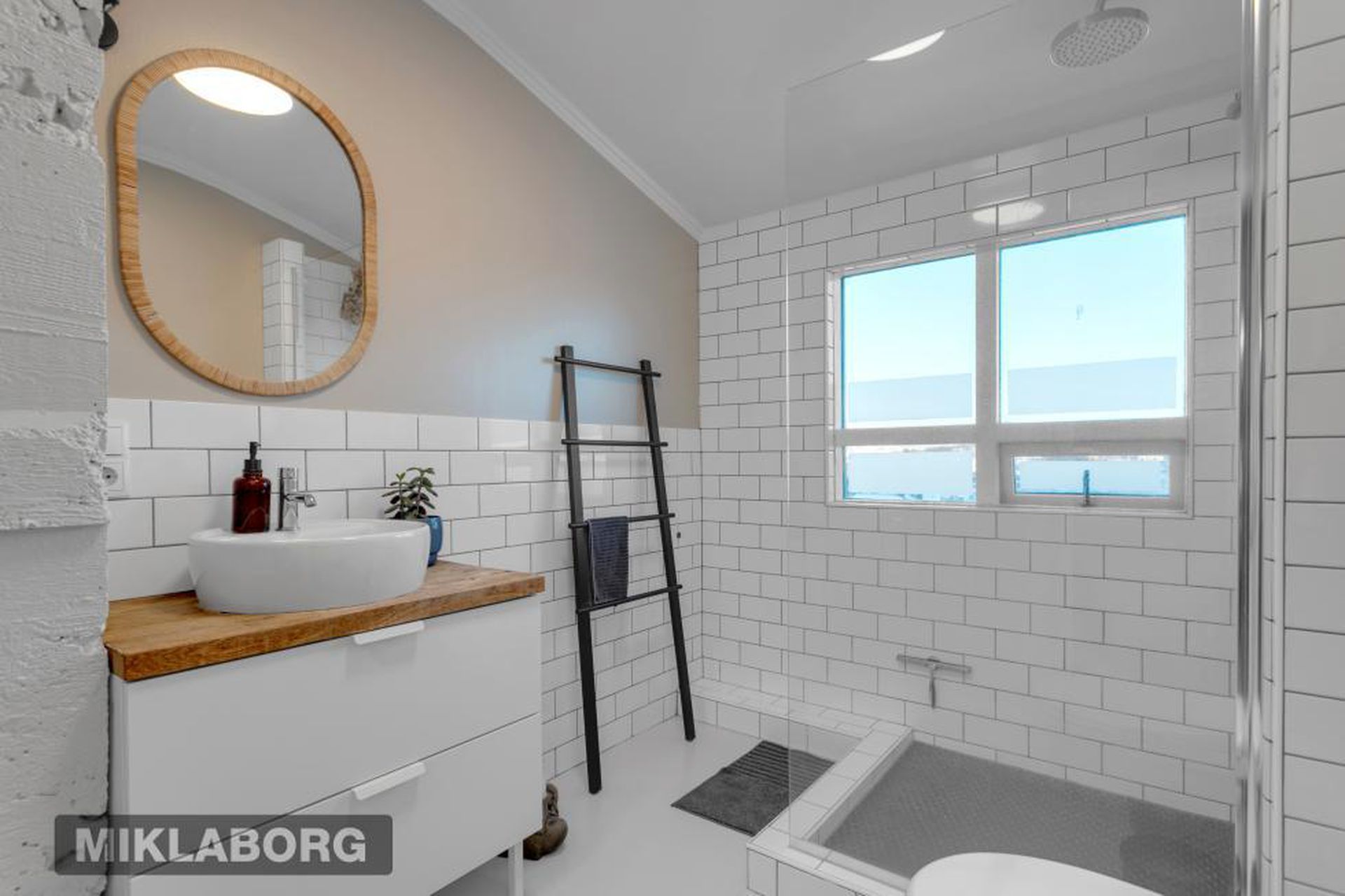 Kaldakinn 24, 220 Hafnarfjörður