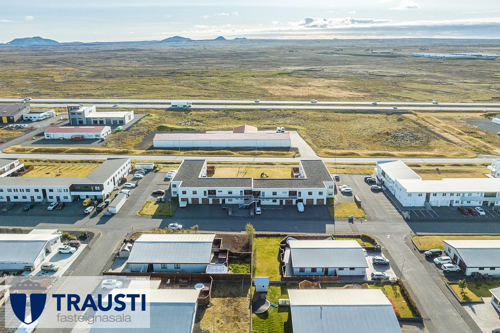 Tjarnabakki 4, 260 Reykjanesbær