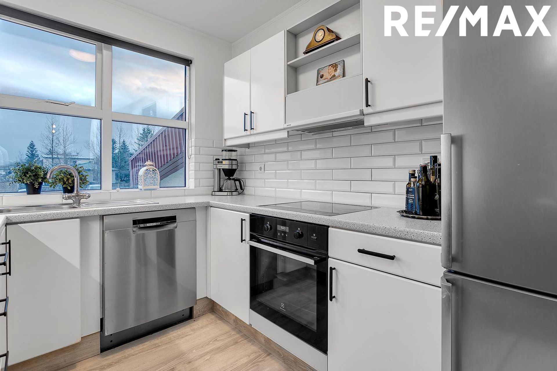 Suðurbraut 24, 220 Hafnarfjörður
