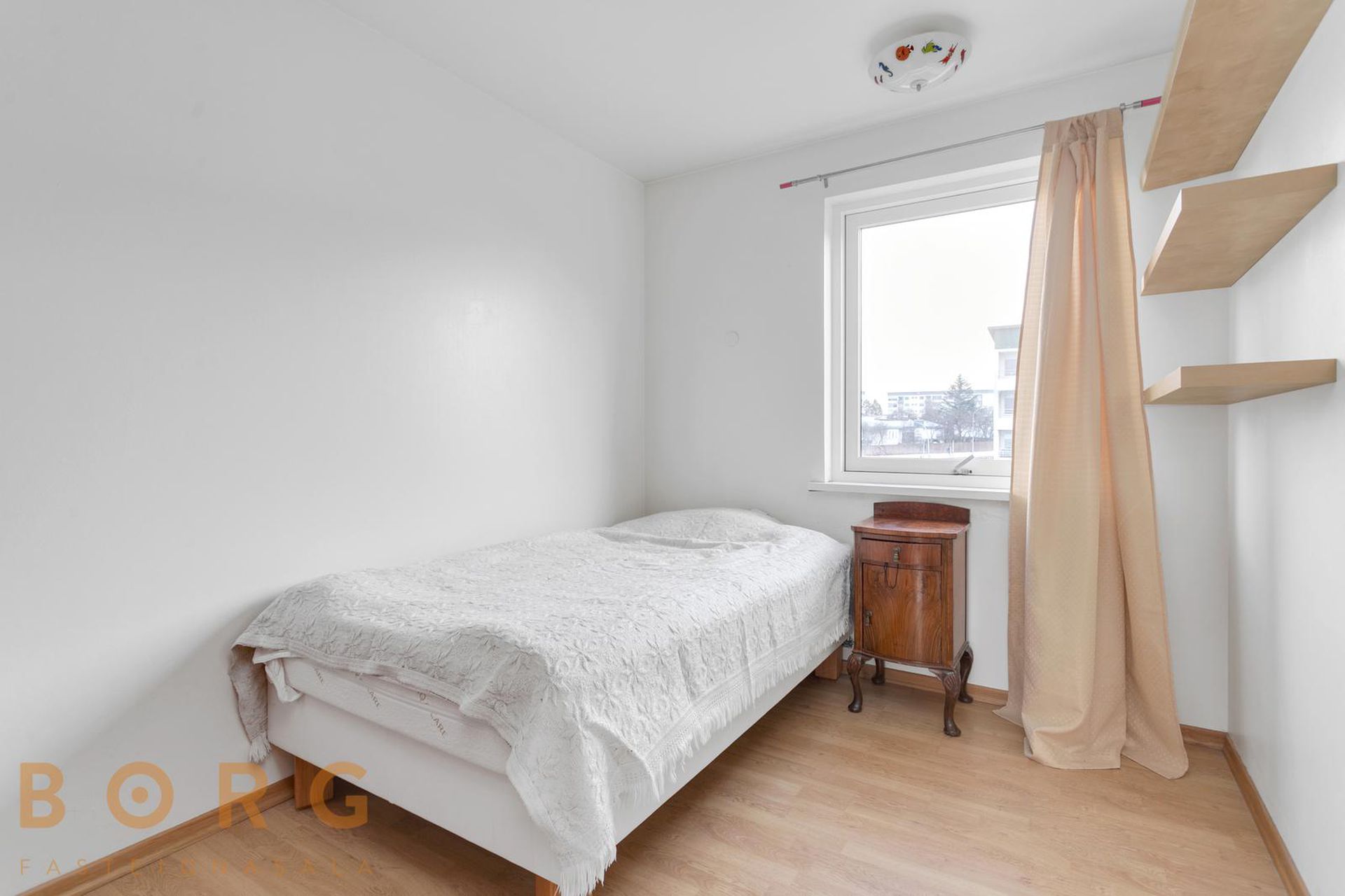 Háaleitisbraut 30, 108 Reykjavík