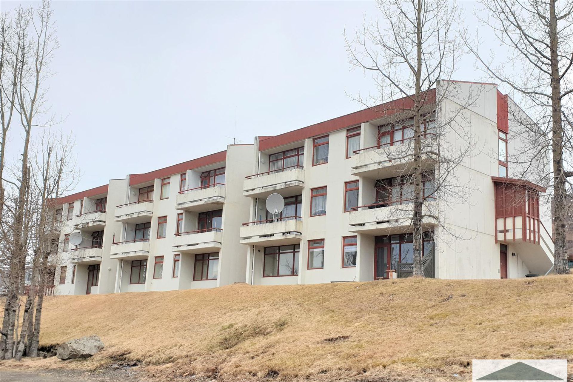 Hlíðargata 57, 750 Fjarða