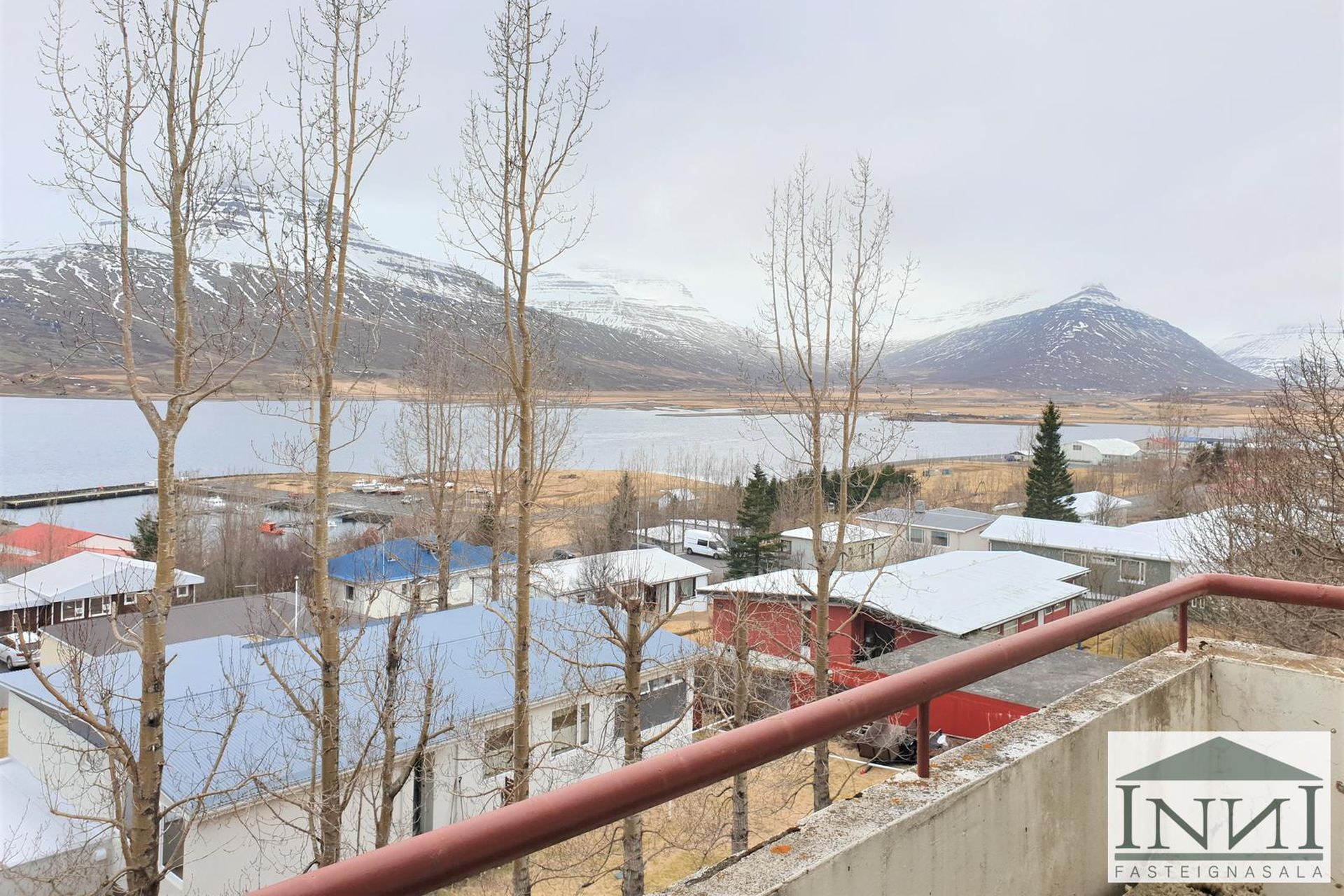 Hlíðargata 57, 750 Fjarða
