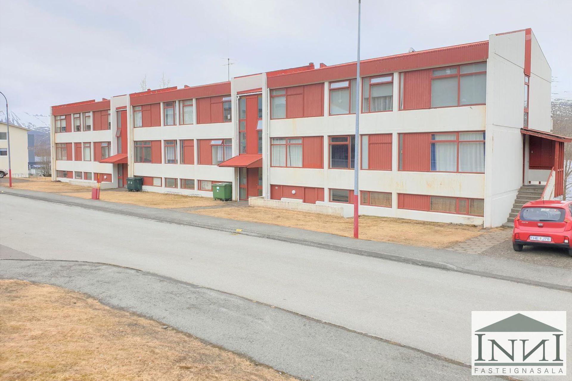 Hlíðargata 57, 750 Fjarða