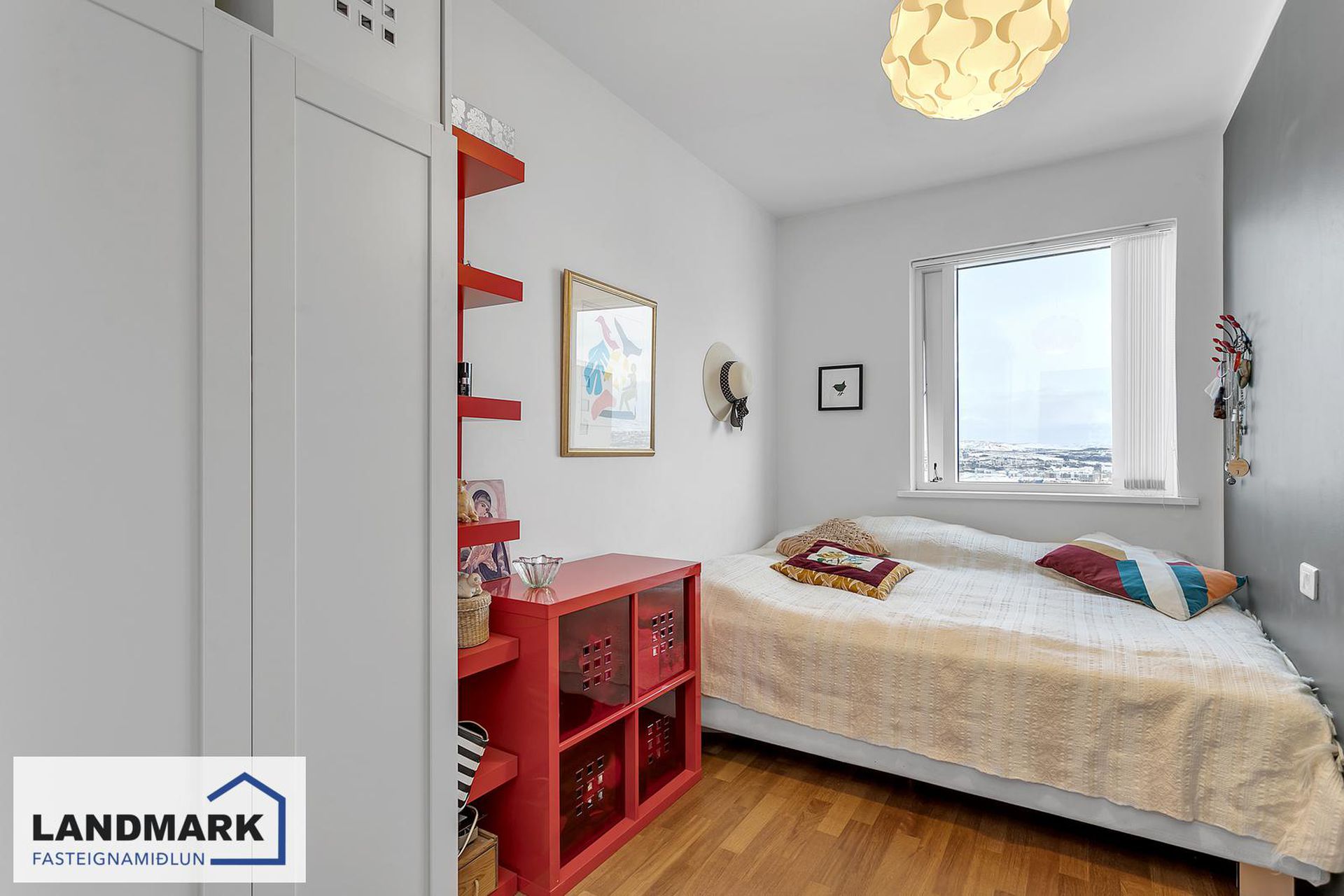Sólheimar 27, 104 Reykjavík