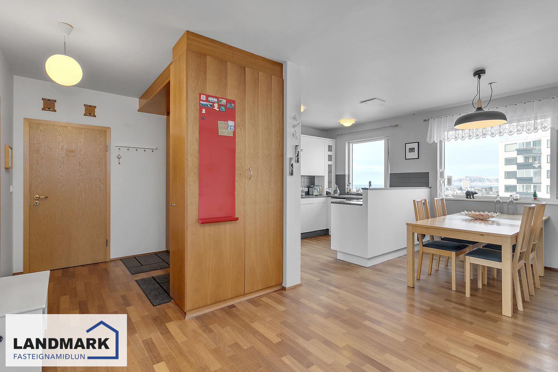 Sólheimar 27, 104 Reykjavík