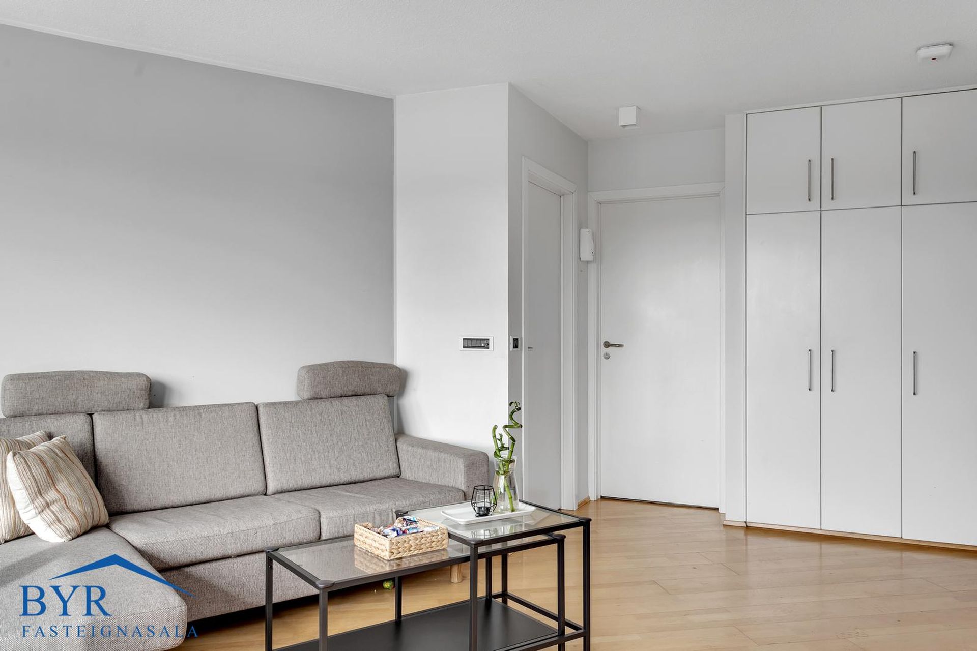 Trönuhjalli 1, 200 Kópavogur