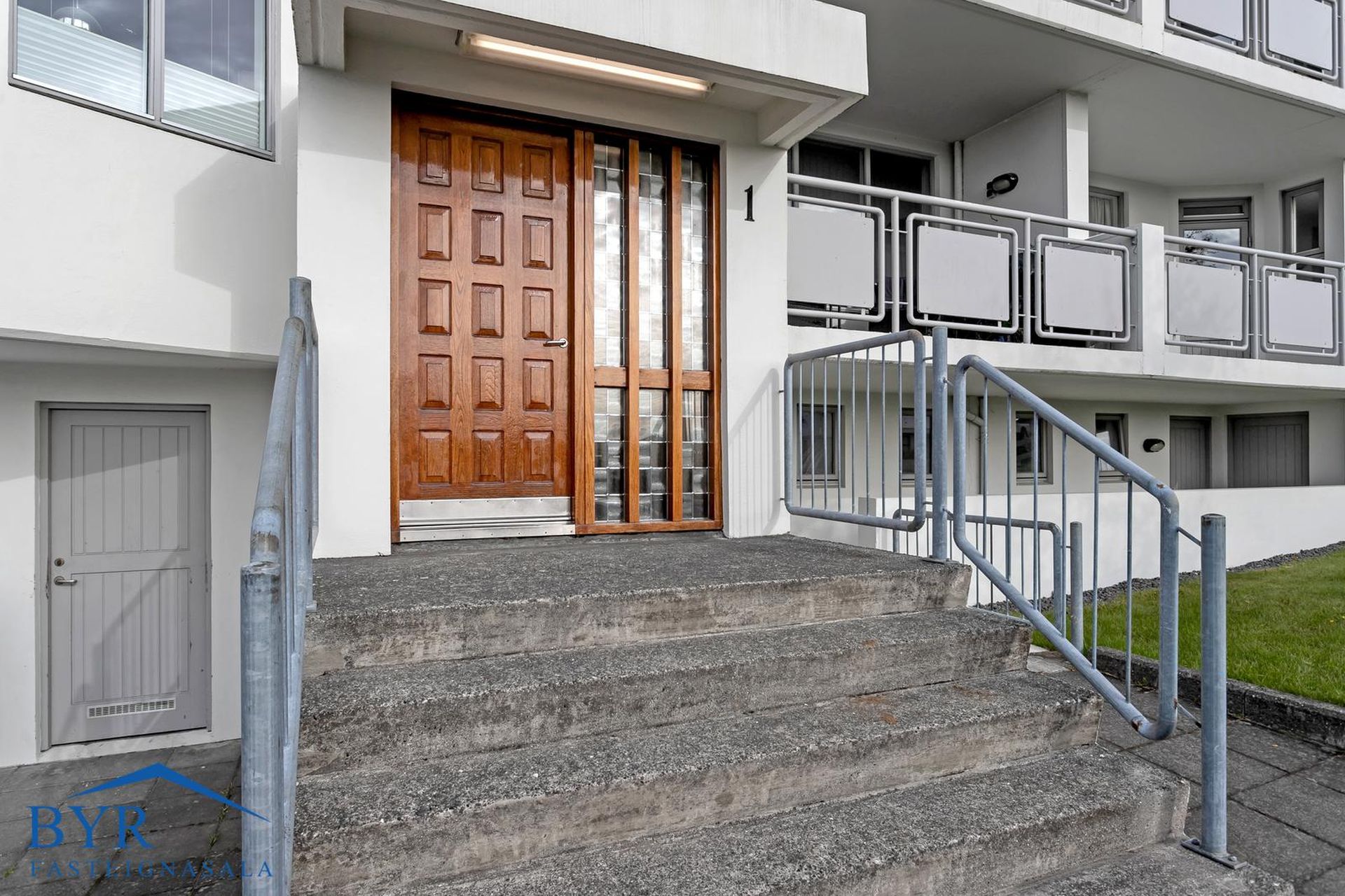 Trönuhjalli 1, 200 Kópavogur