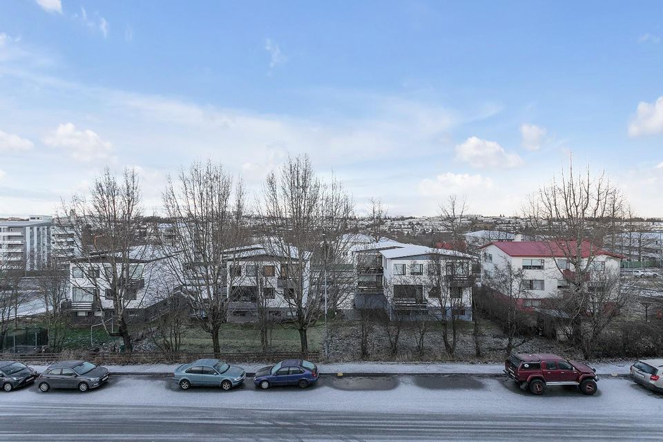 Lundarbrekka 2, 200 Kópavogur