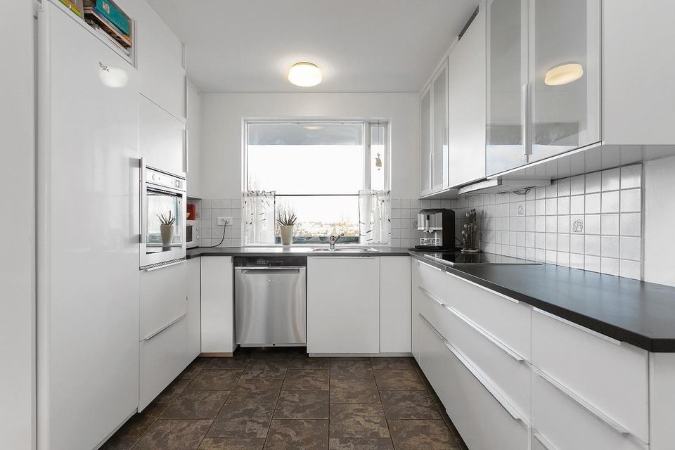 Lundarbrekka 2, 200 Kópavogur
