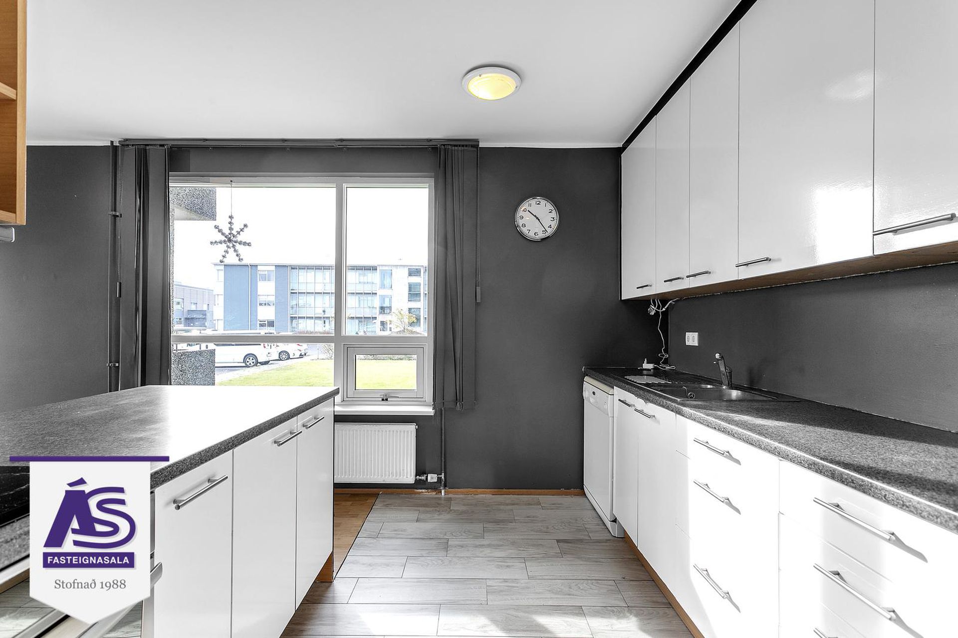 Drekavellir 18, 221 Hafnarfjörður