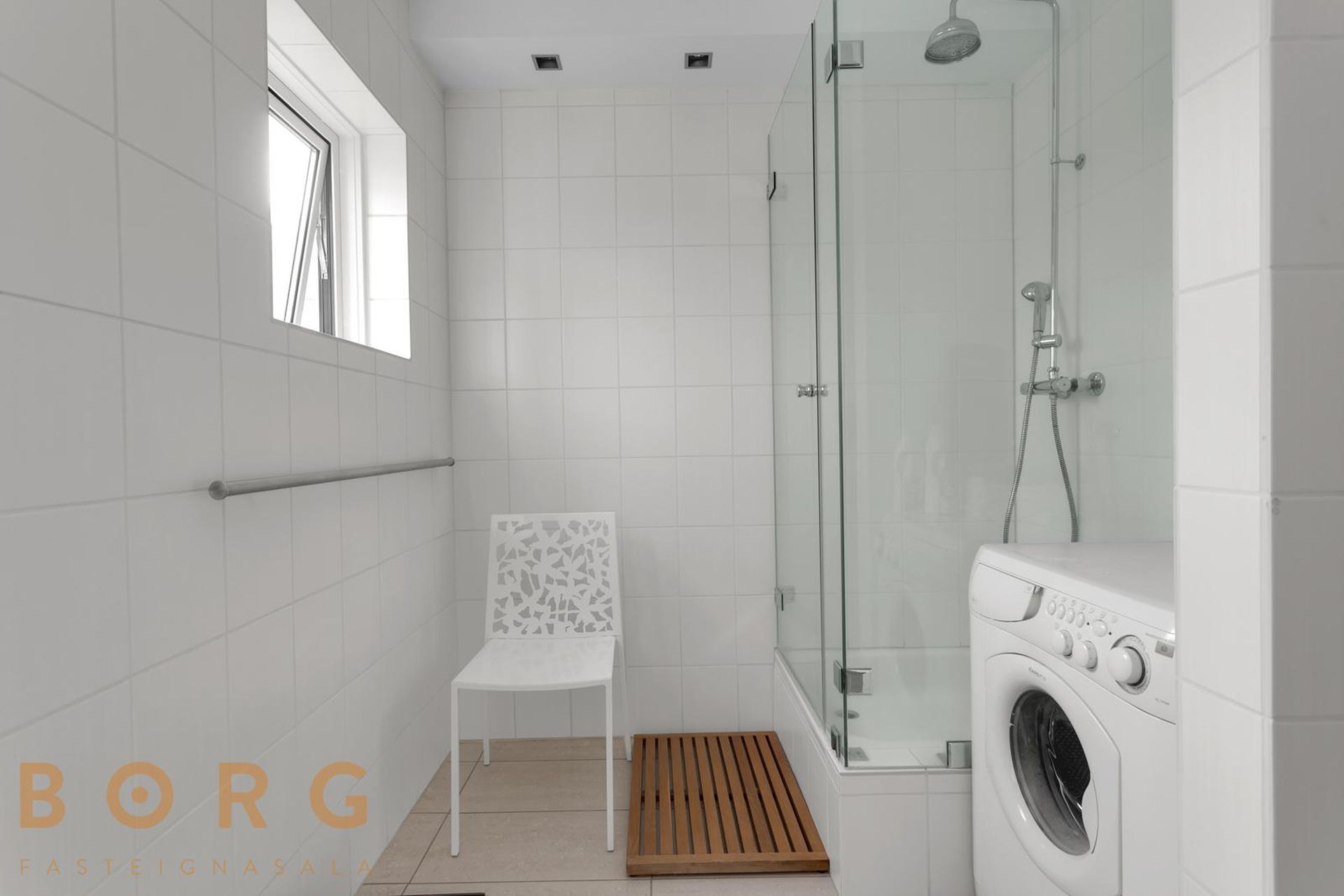 Sólheimar 23, 104 Reykjavík