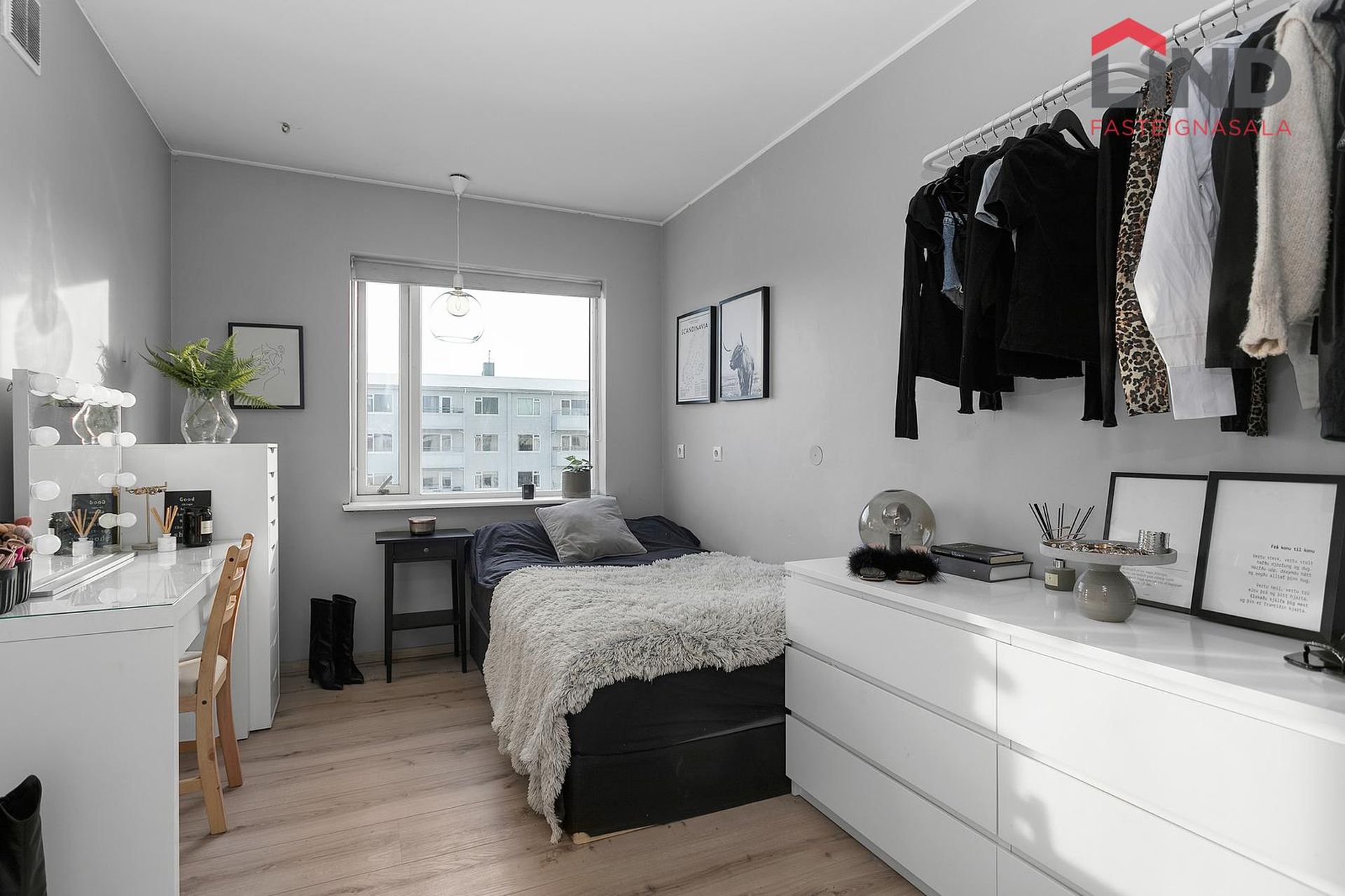 Hvassaleiti 30, 103 Reykjavík