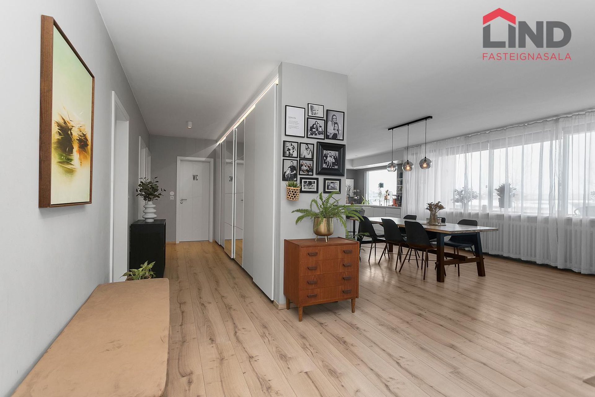 Hvassaleiti 30, 103 Reykjavík