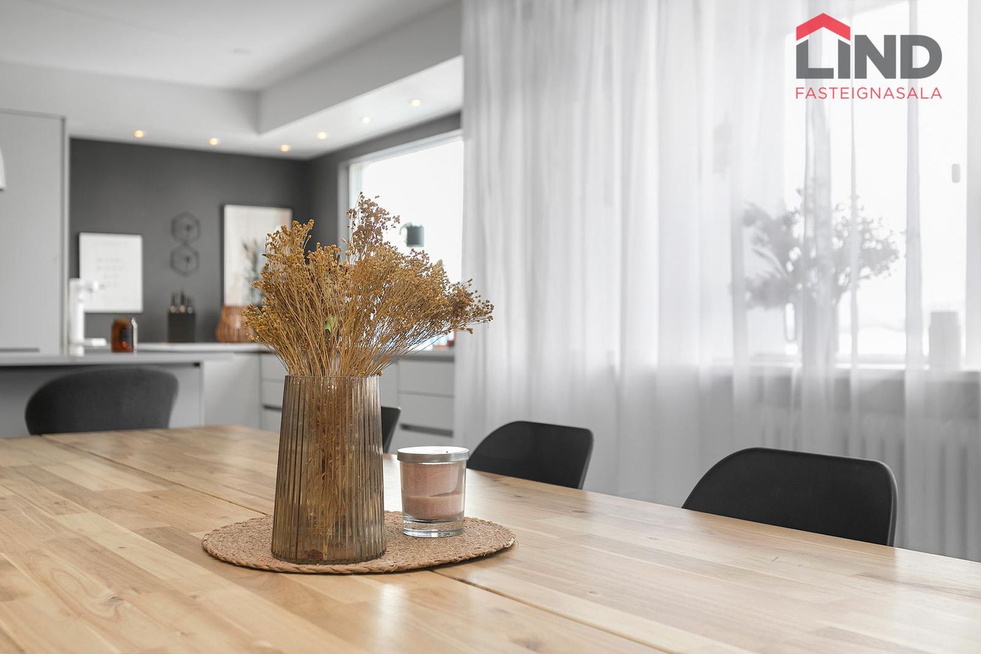 Hvassaleiti 30, 103 Reykjavík