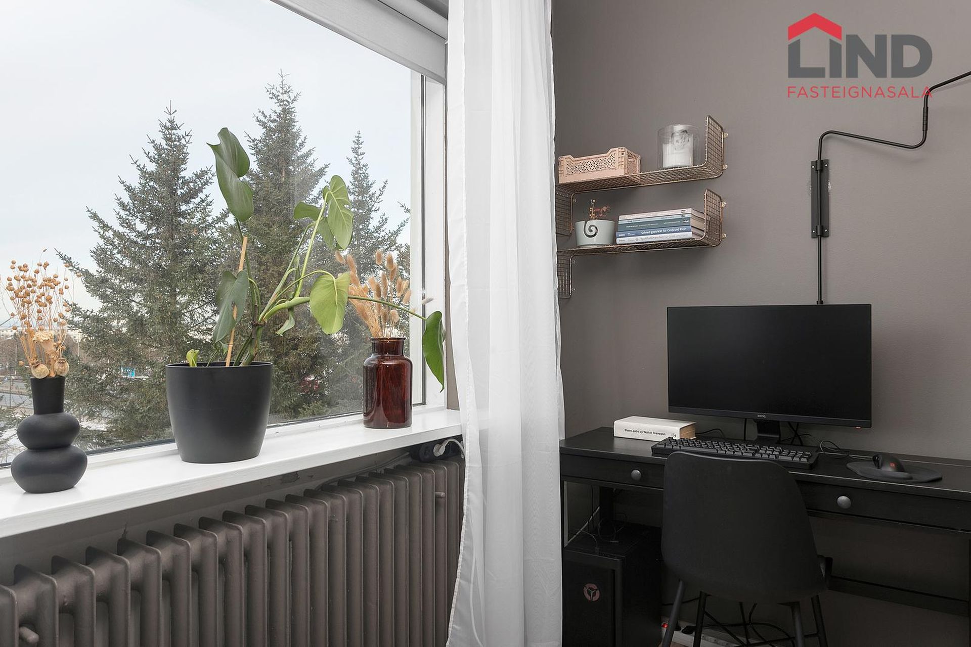 Hvassaleiti 30, 103 Reykjavík