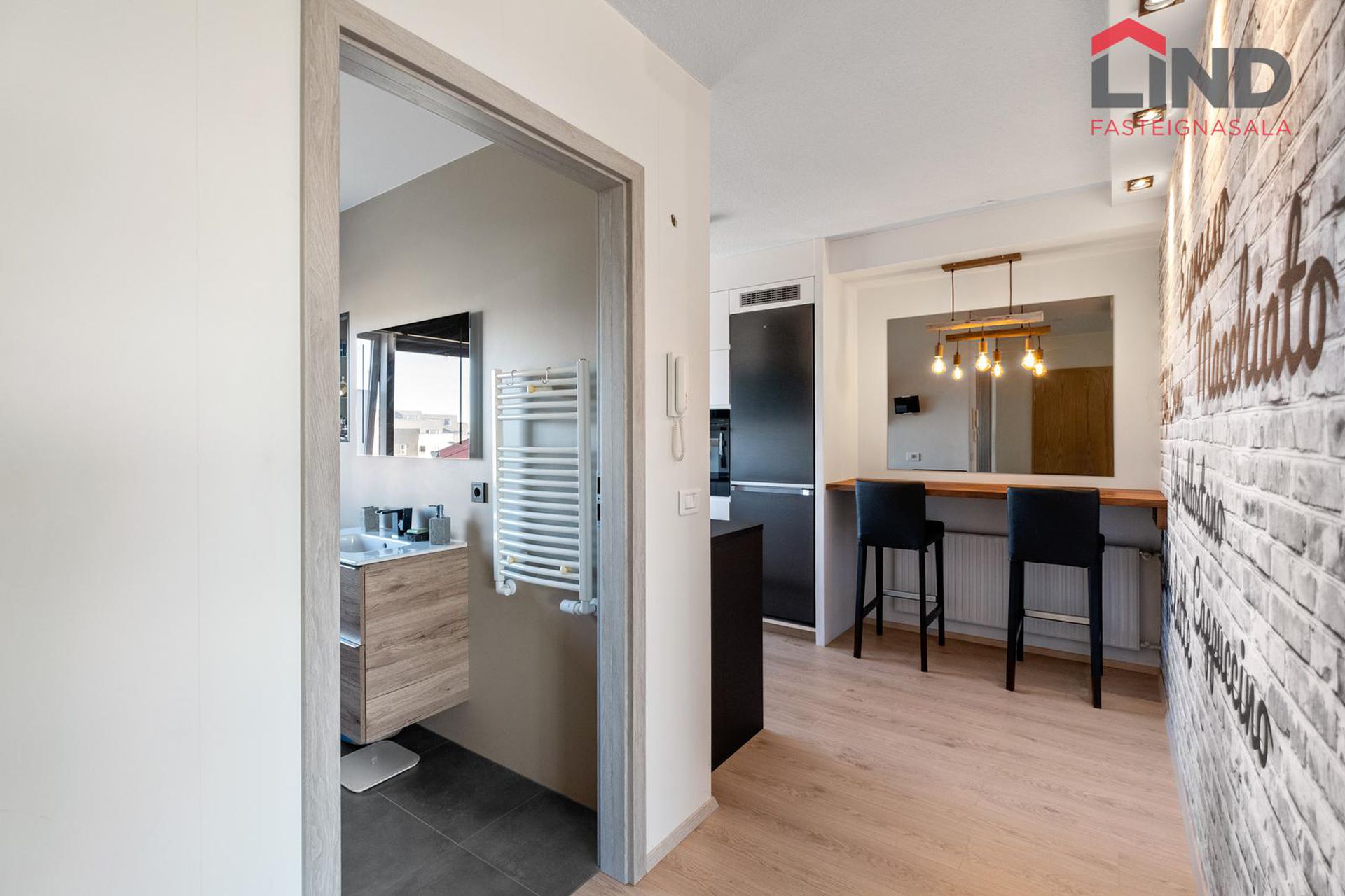 Lerkigrund 1, 300 Akranes