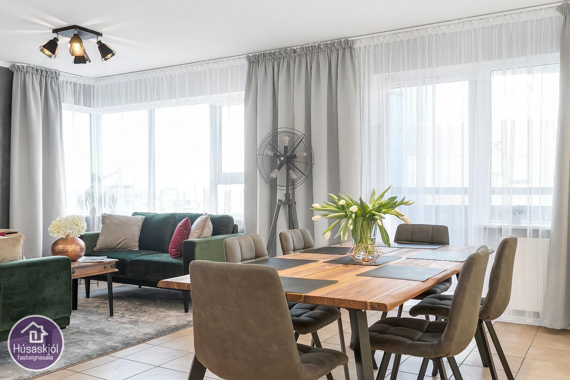 Hafnargata 50, 230 Reykjanesbær