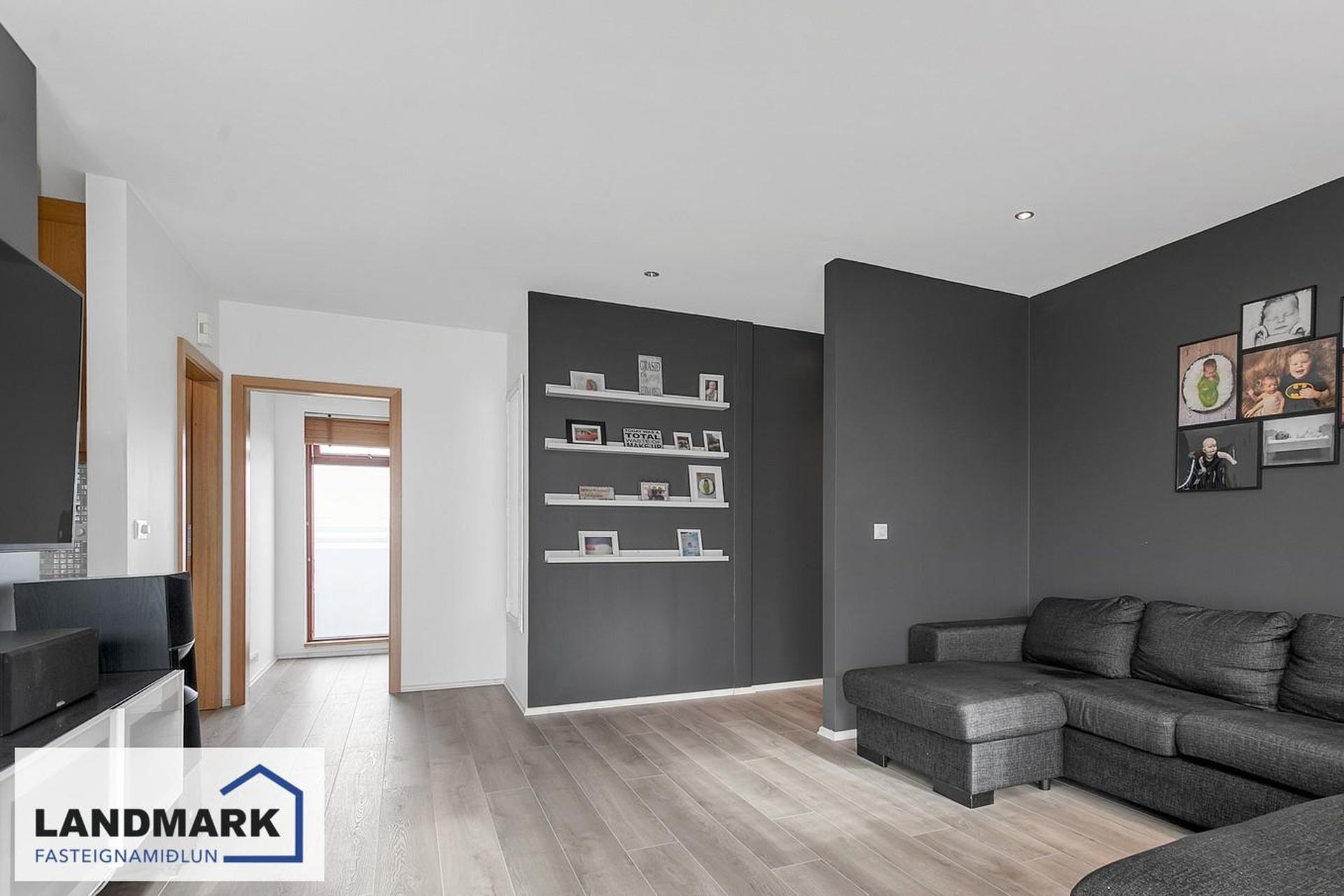 Tjarnabakki 4, 260 Reykjanesbær