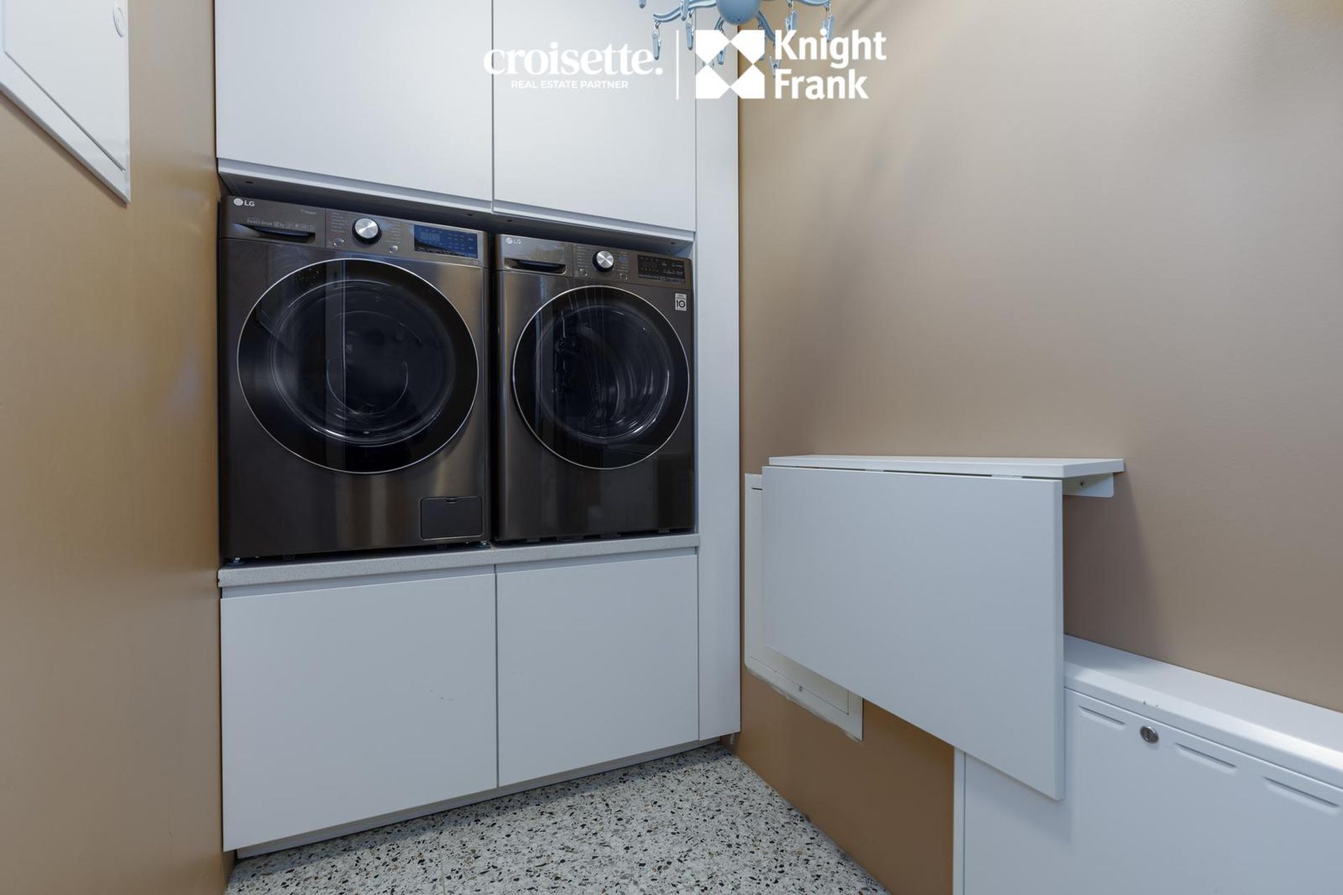 Flatahraun 1, 220 Hafnarfjörður