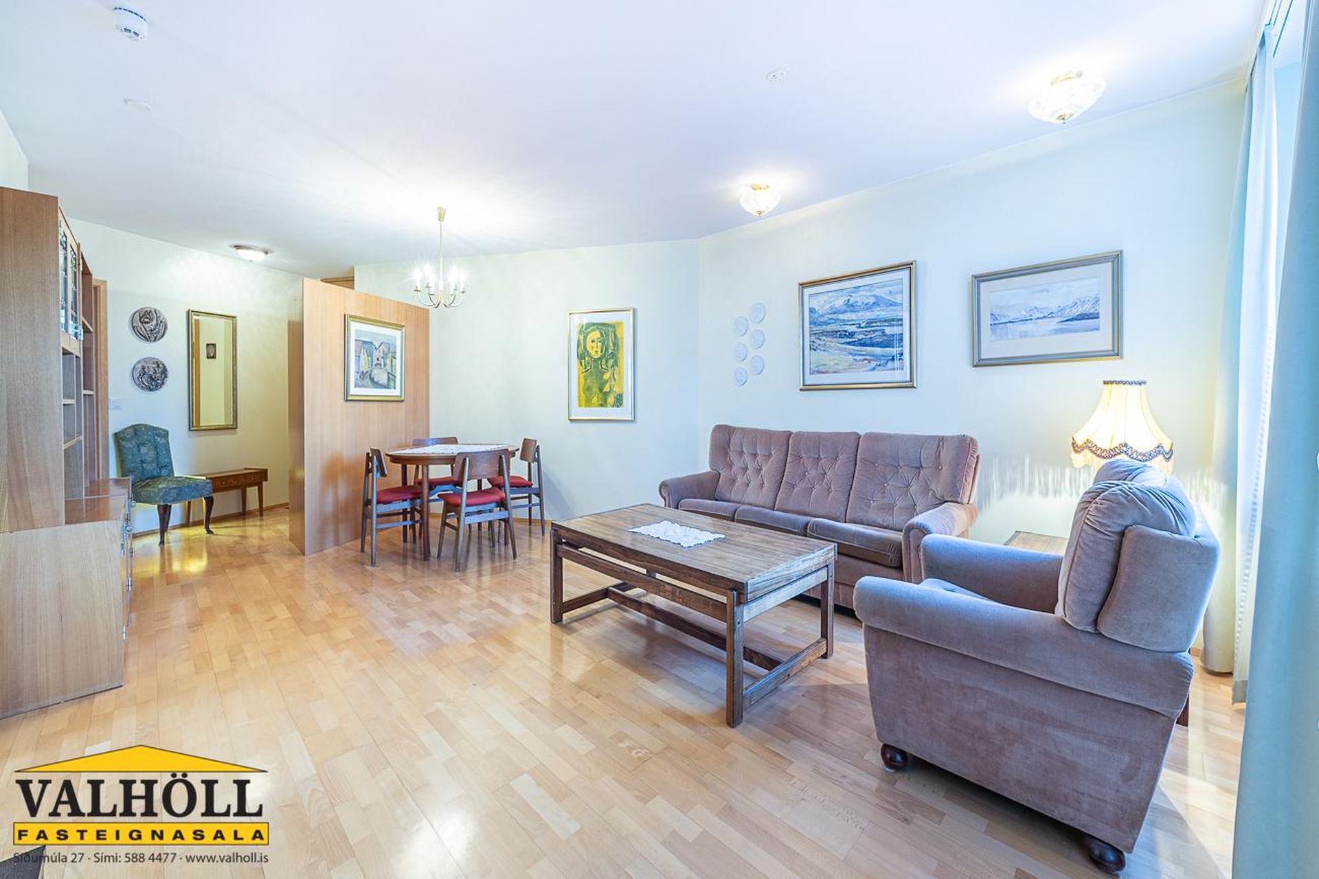 Hvassaleiti 56, 103 Reykjavík