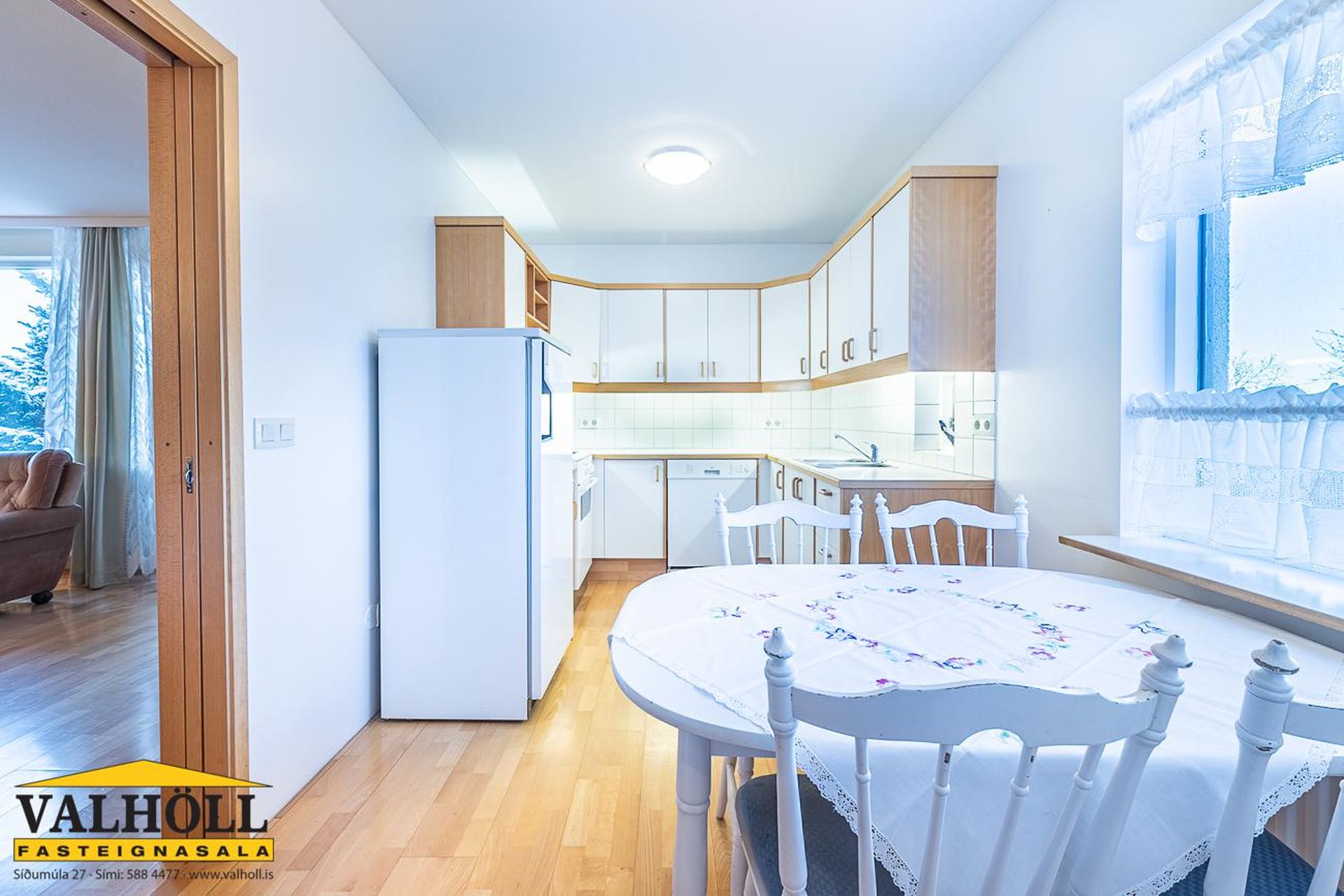 Hvassaleiti 56, 103 Reykjavík