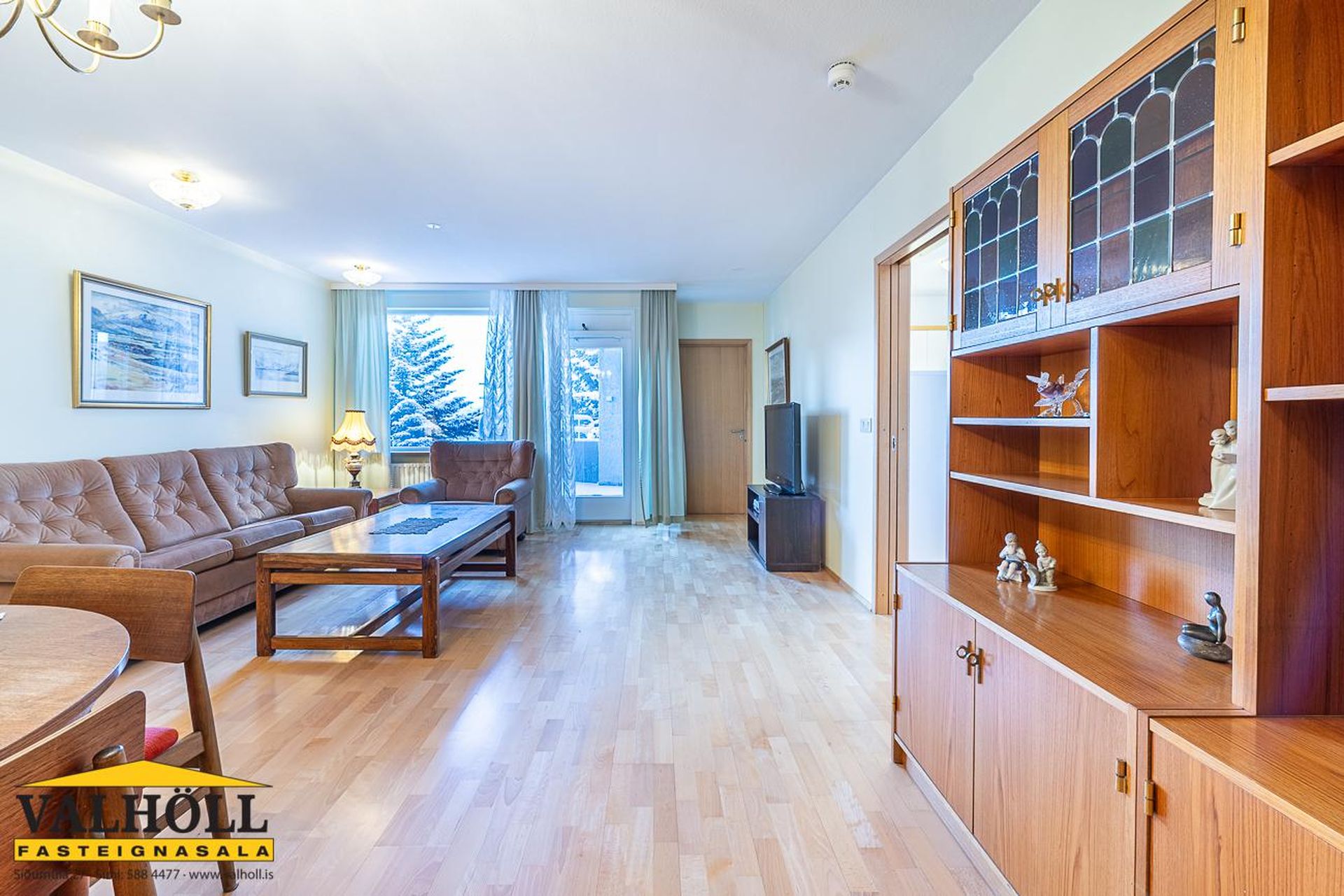 Hvassaleiti 56, 103 Reykjavík