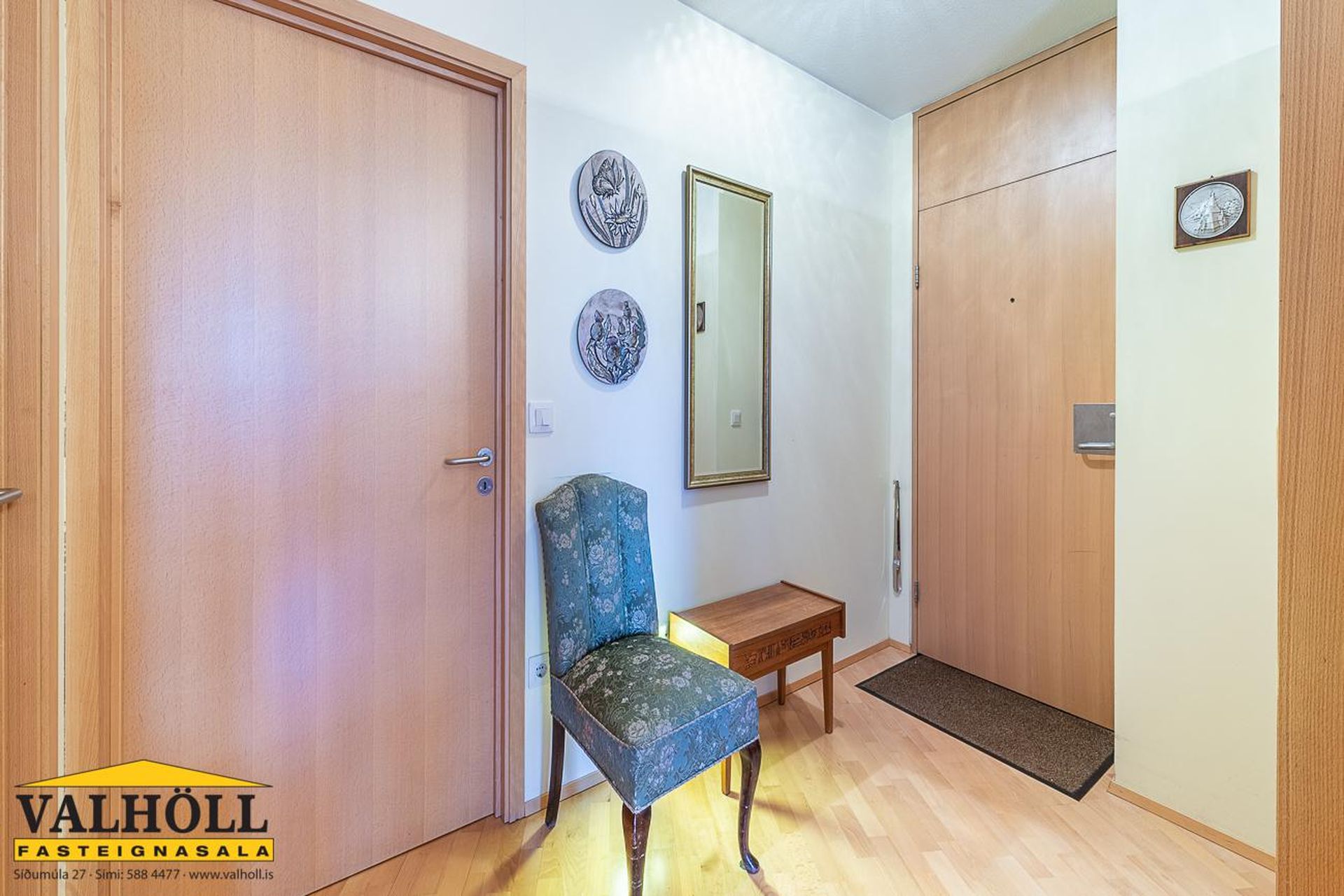 Hvassaleiti 56, 103 Reykjavík