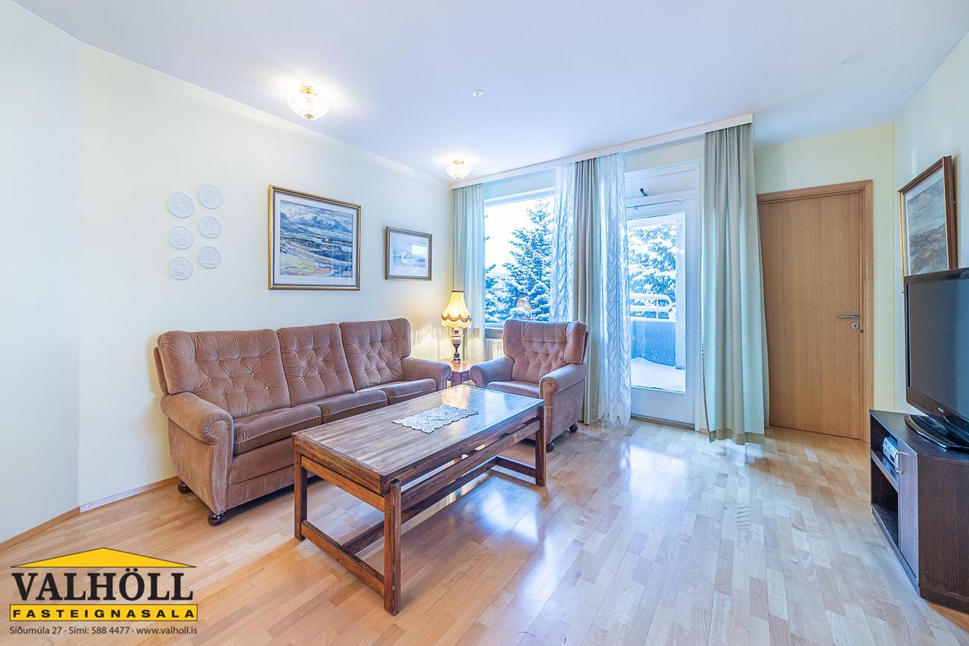 Hvassaleiti 56, 103 Reykjavík