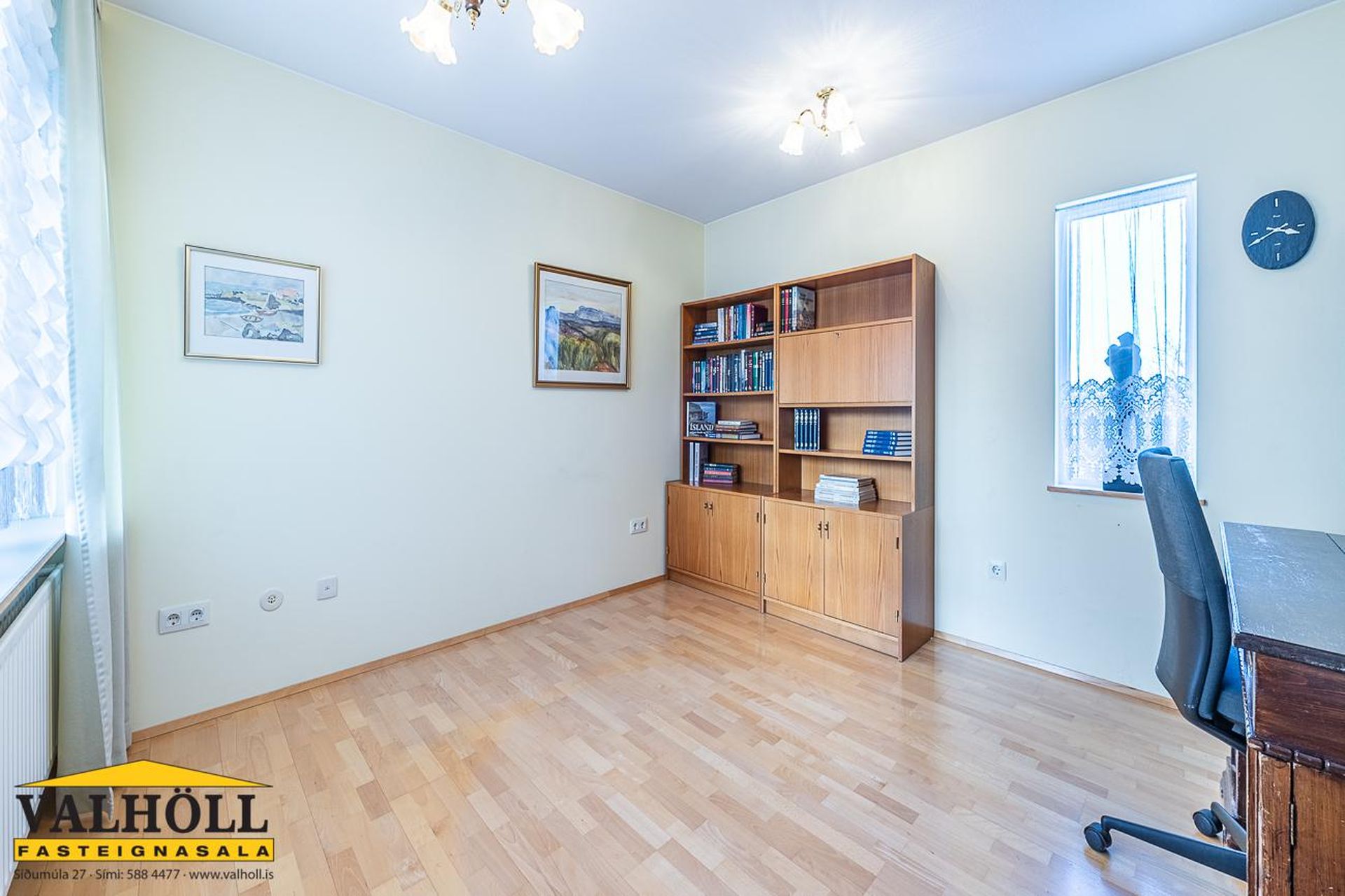 Hvassaleiti 56, 103 Reykjavík