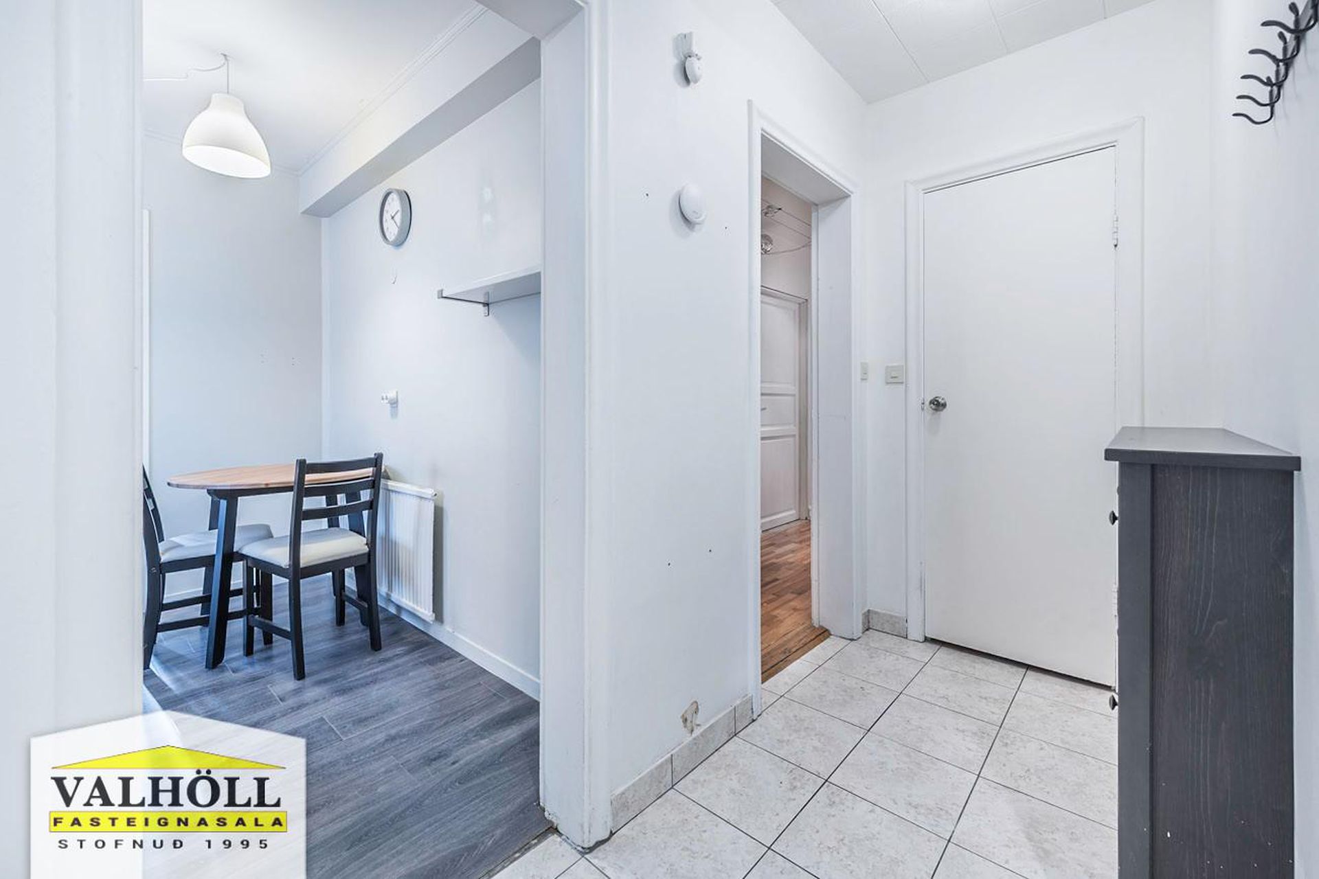 Flókagata 54, 105 Reykjavík