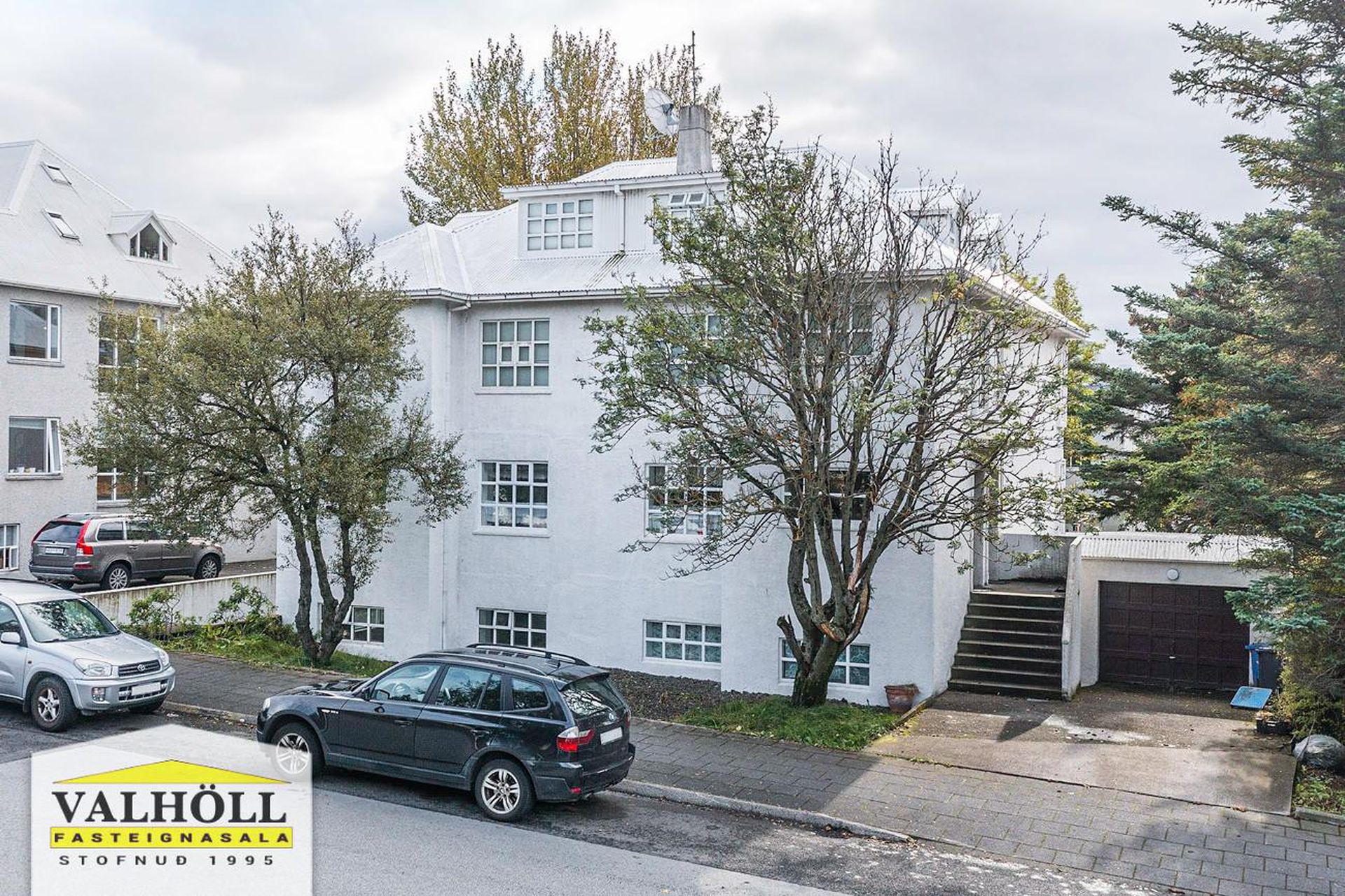 Flókagata 54, 105 Reykjavík