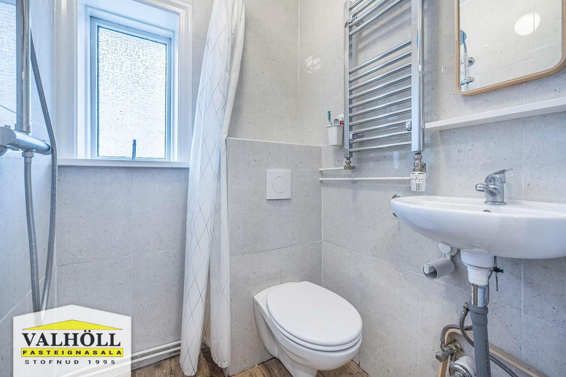 Flókagata 54, 105 Reykjavík