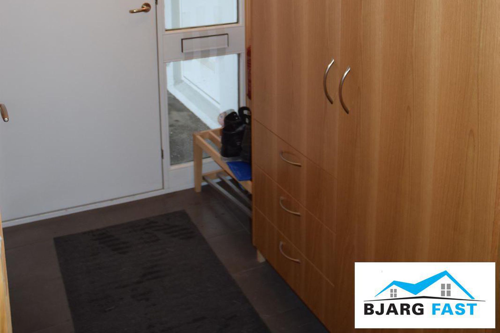 Kjarnagata 34, 600 Akureyri