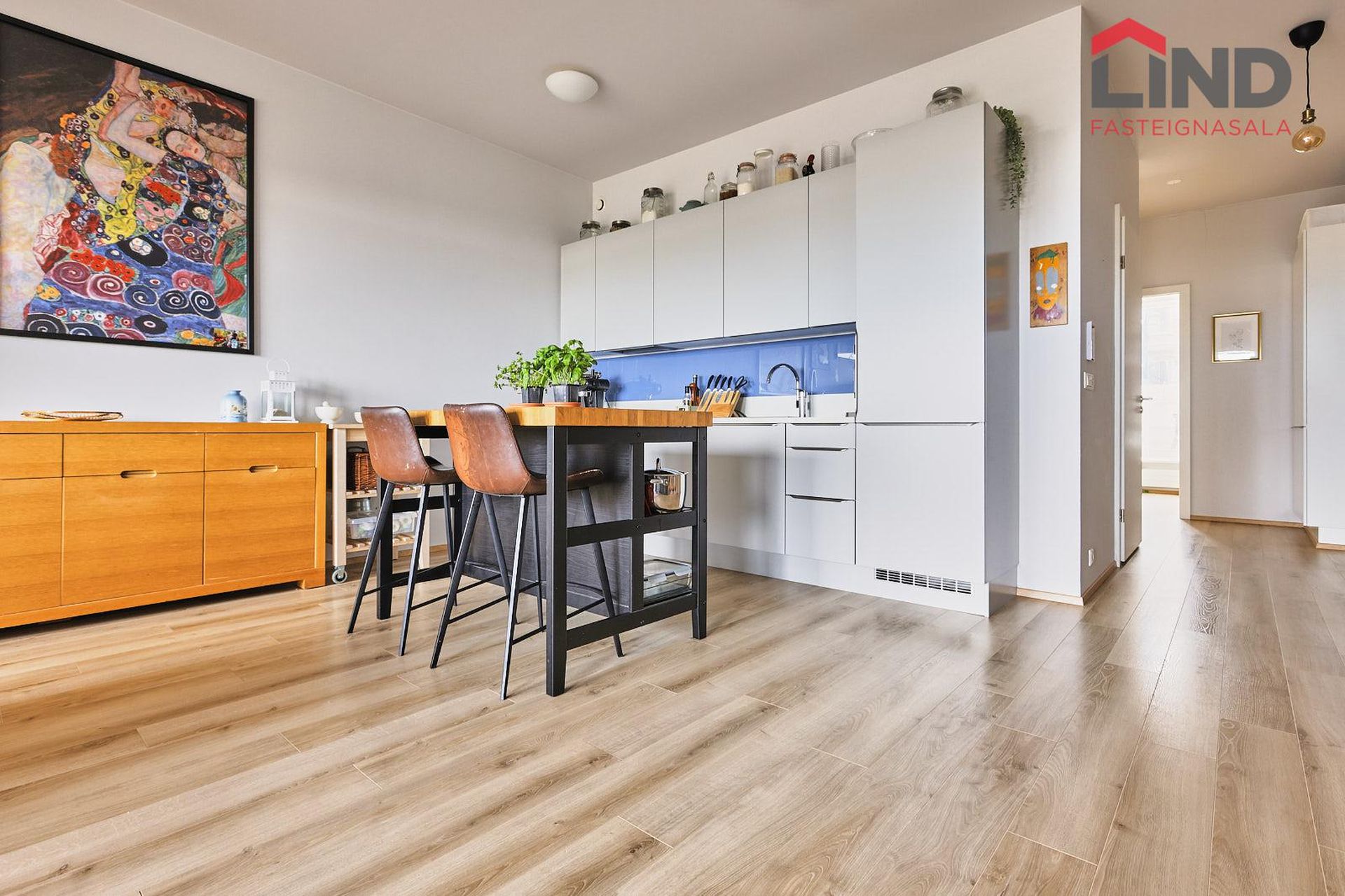 Hafnarbraut 9, 200 Kópavogur