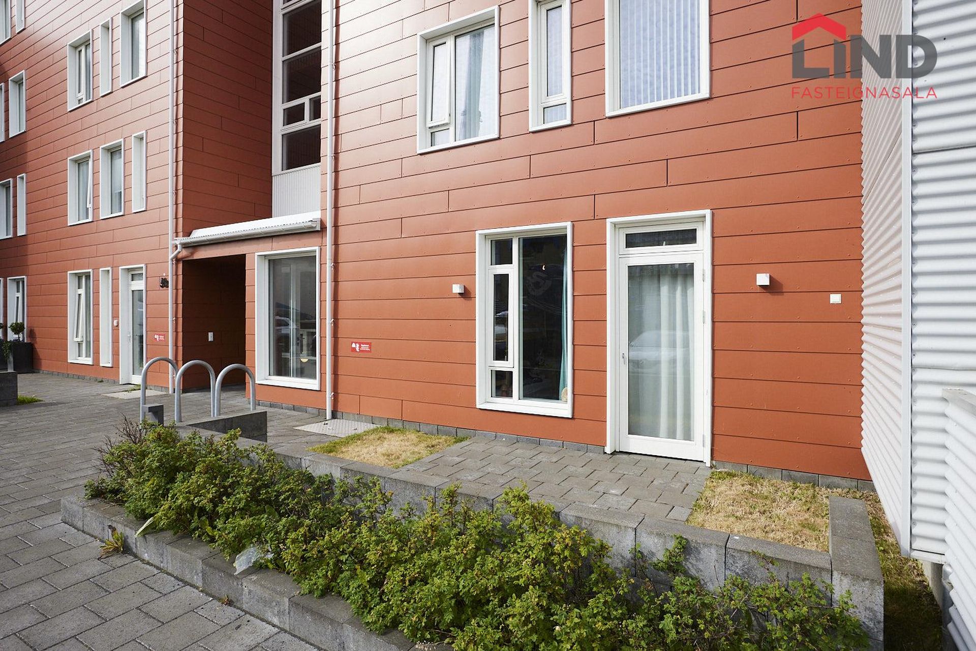 Hafnarbraut 9, 200 Kópavogur