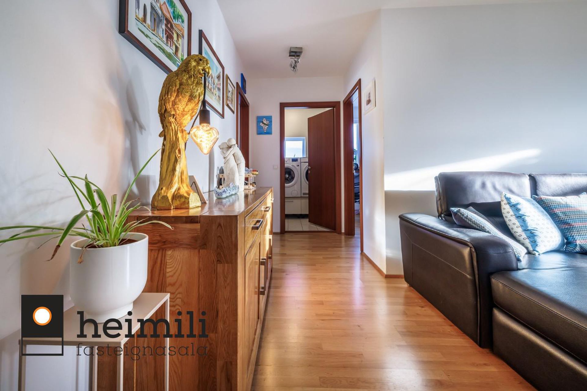 Kristnibraut 77, 113 Reykjavík