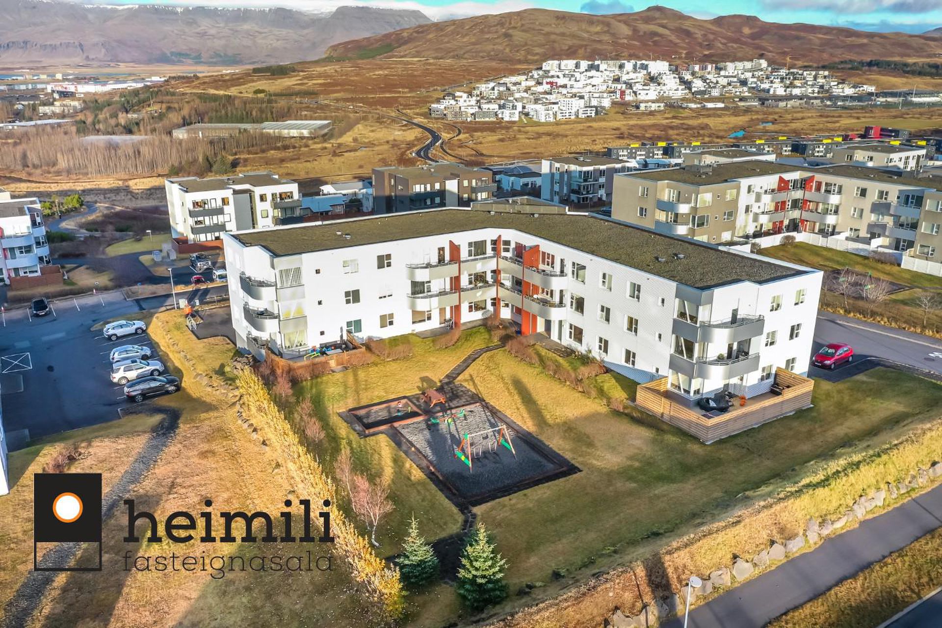 Kristnibraut 77, 113 Reykjavík