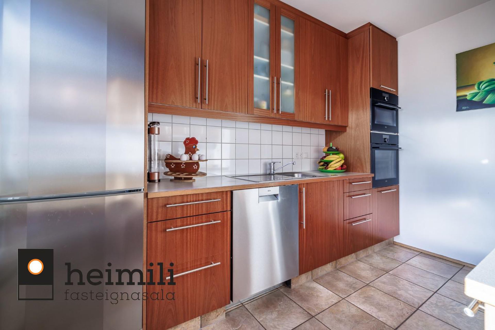 Kristnibraut 77, 113 Reykjavík