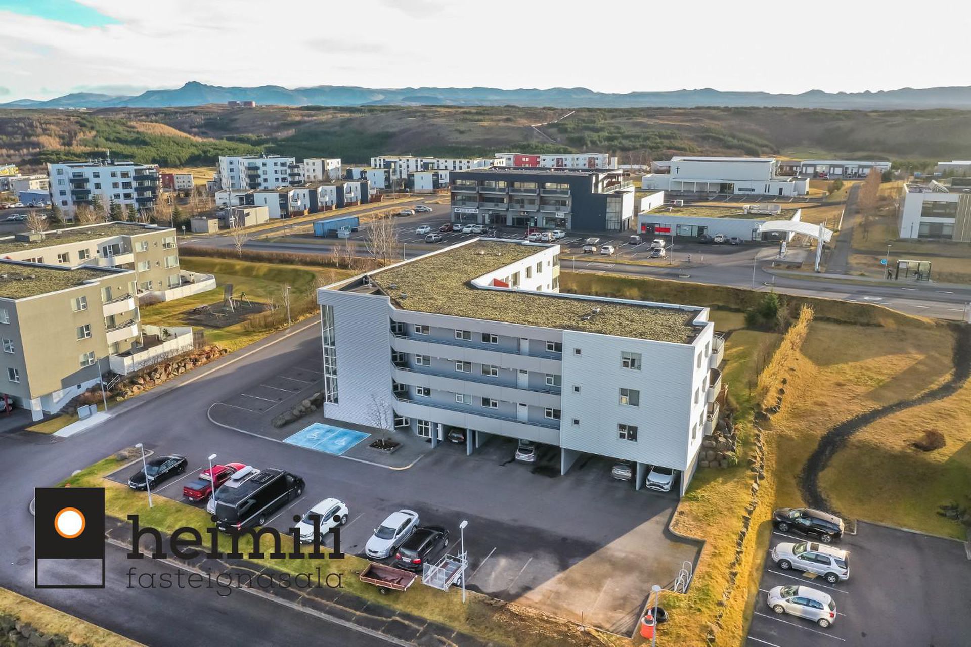 Kristnibraut 77, 113 Reykjavík