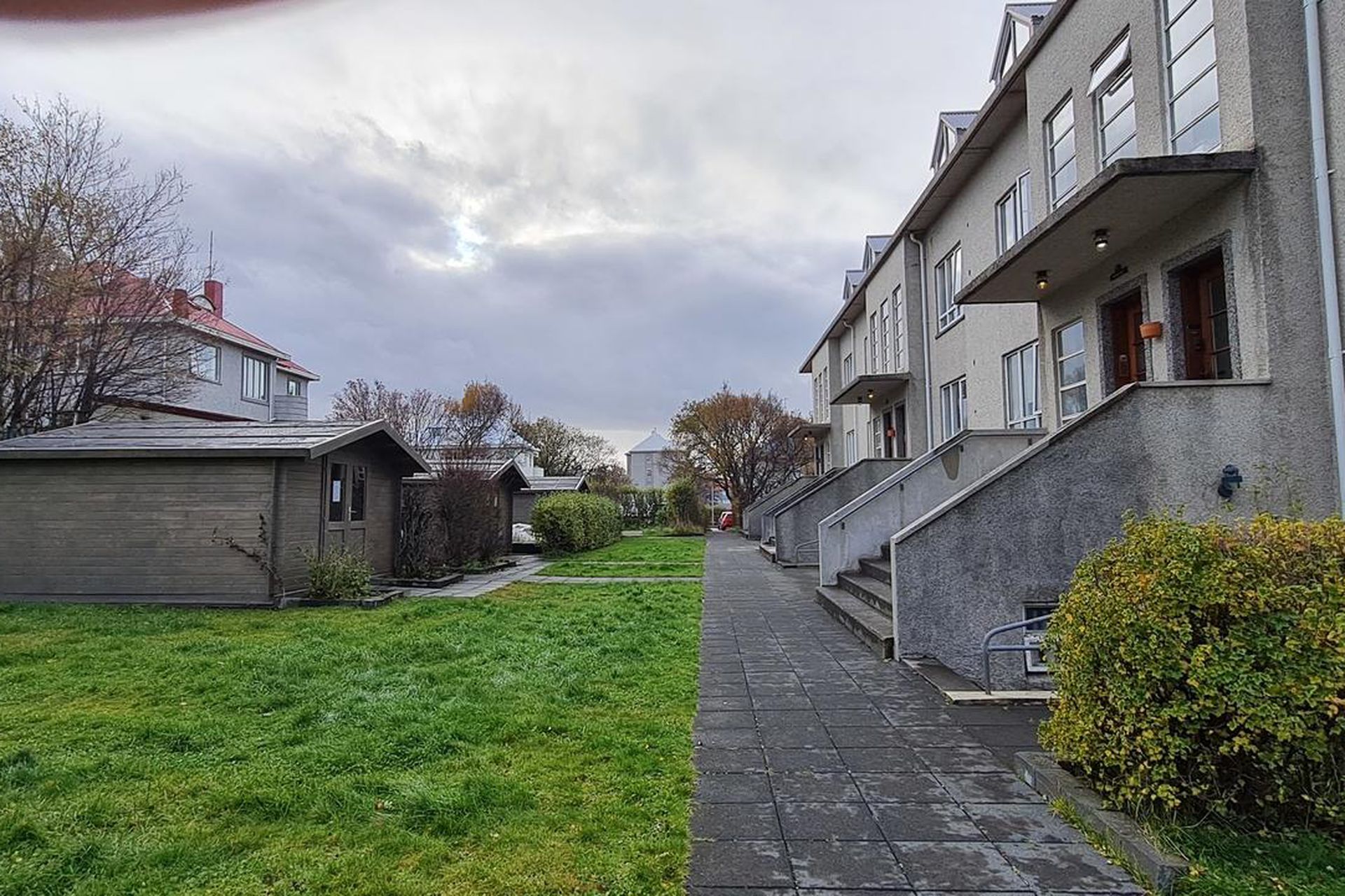 Langahlíð 9, 105 Reykjavík