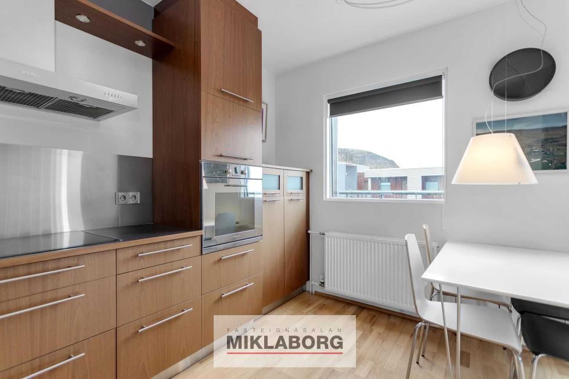 Klapparhlíð 32, 270 Mosfellsbær