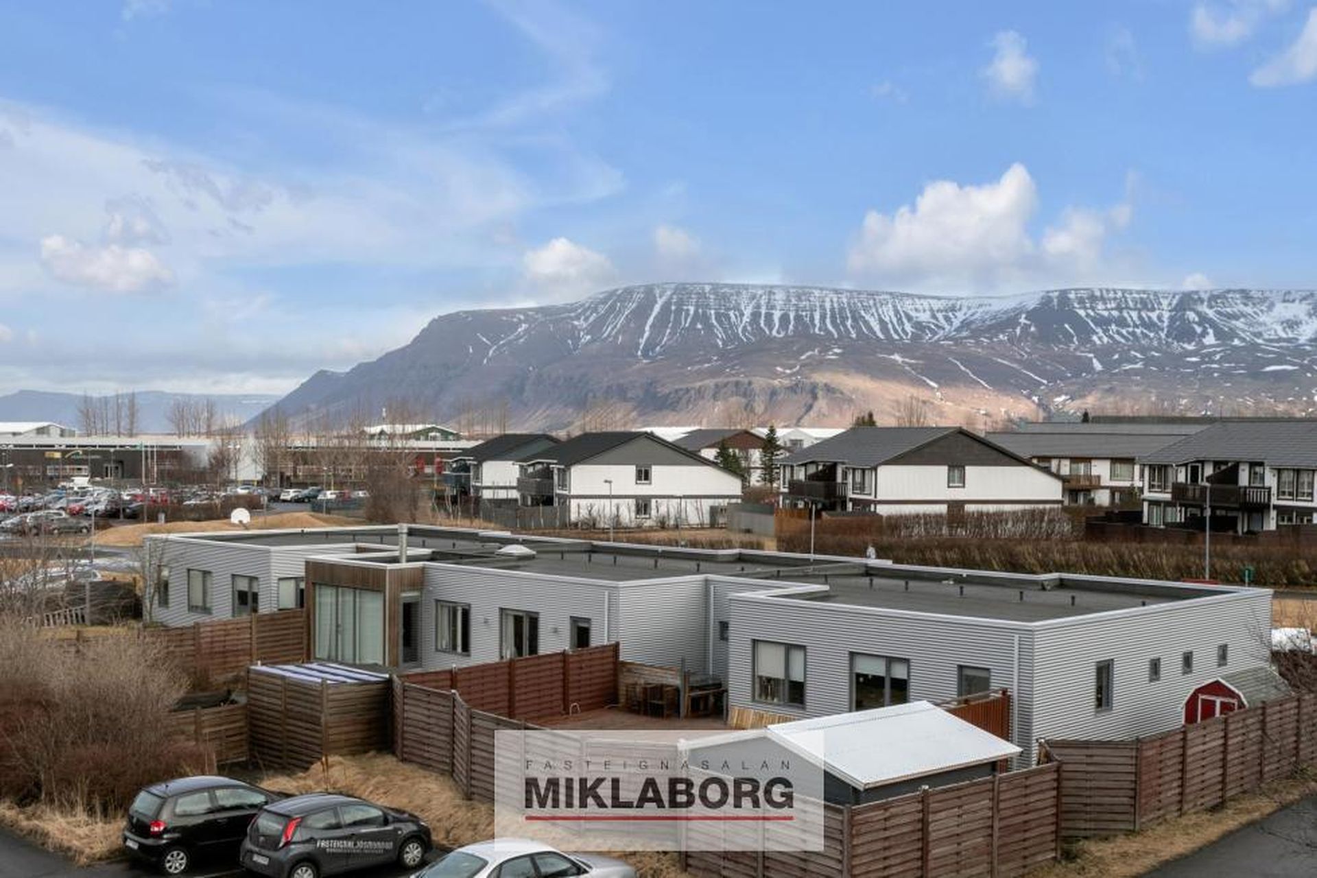 Klapparhlíð 32, 270 Mosfellsbær