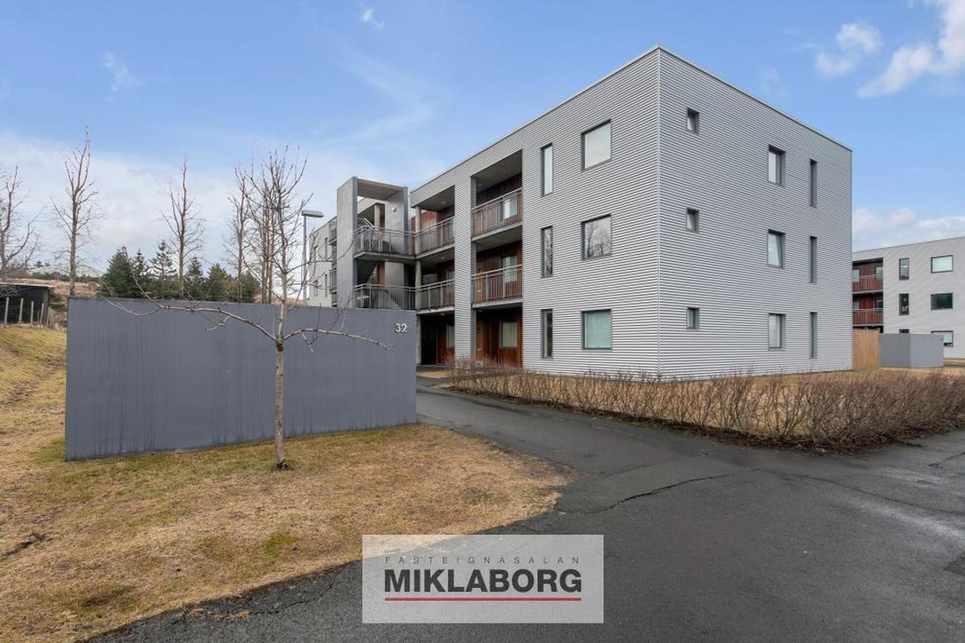 Klapparhlíð 32, 270 Mosfellsbær