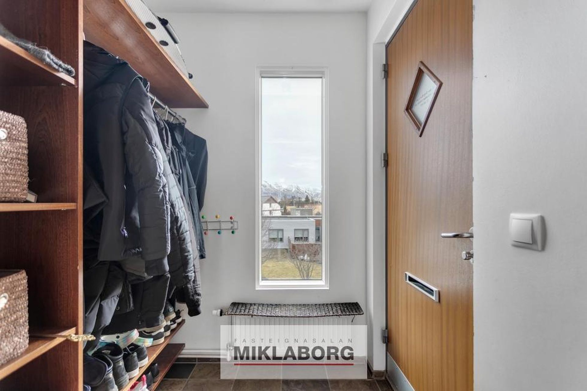 Klapparhlíð 32, 270 Mosfellsbær