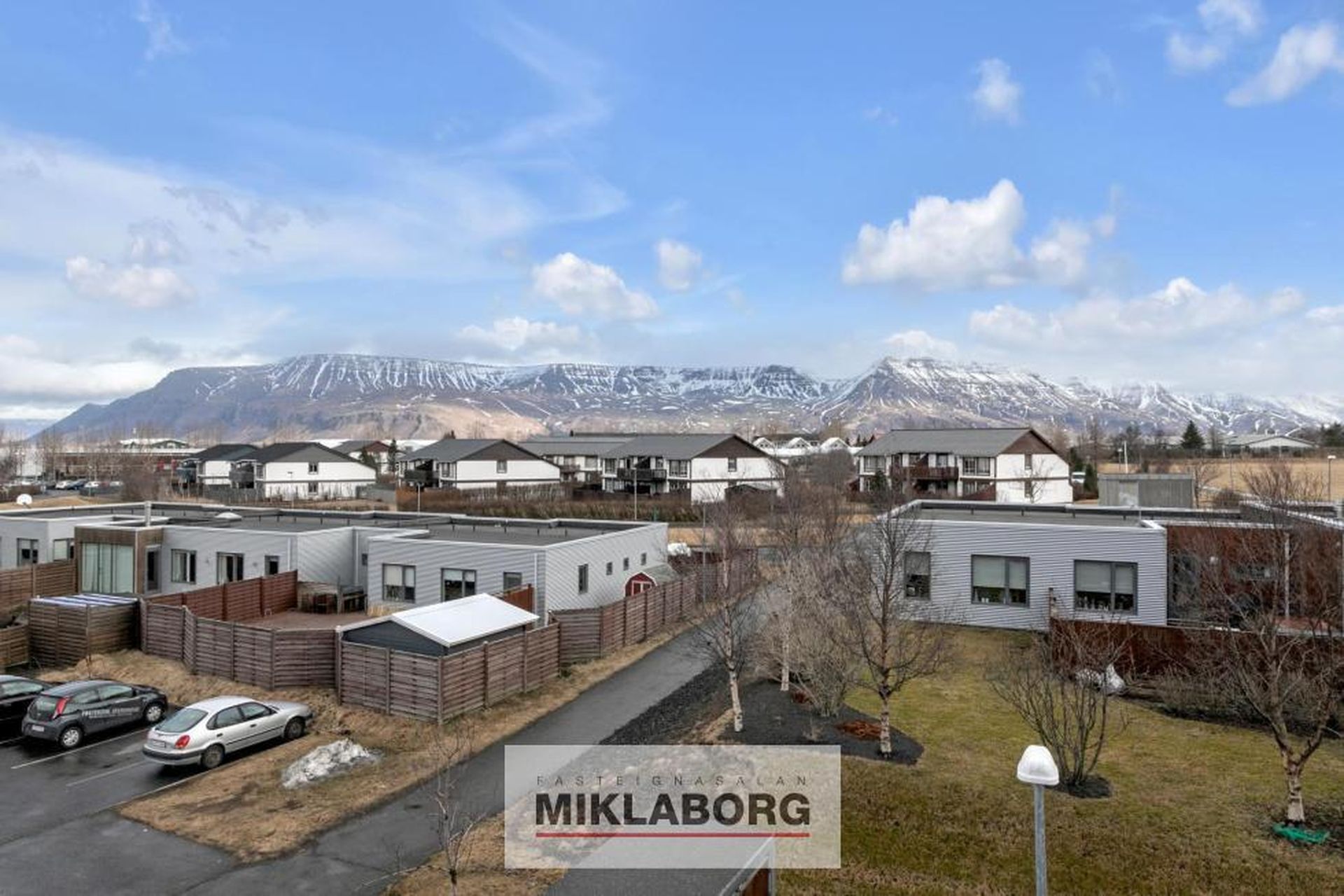 Klapparhlíð 32, 270 Mosfellsbær