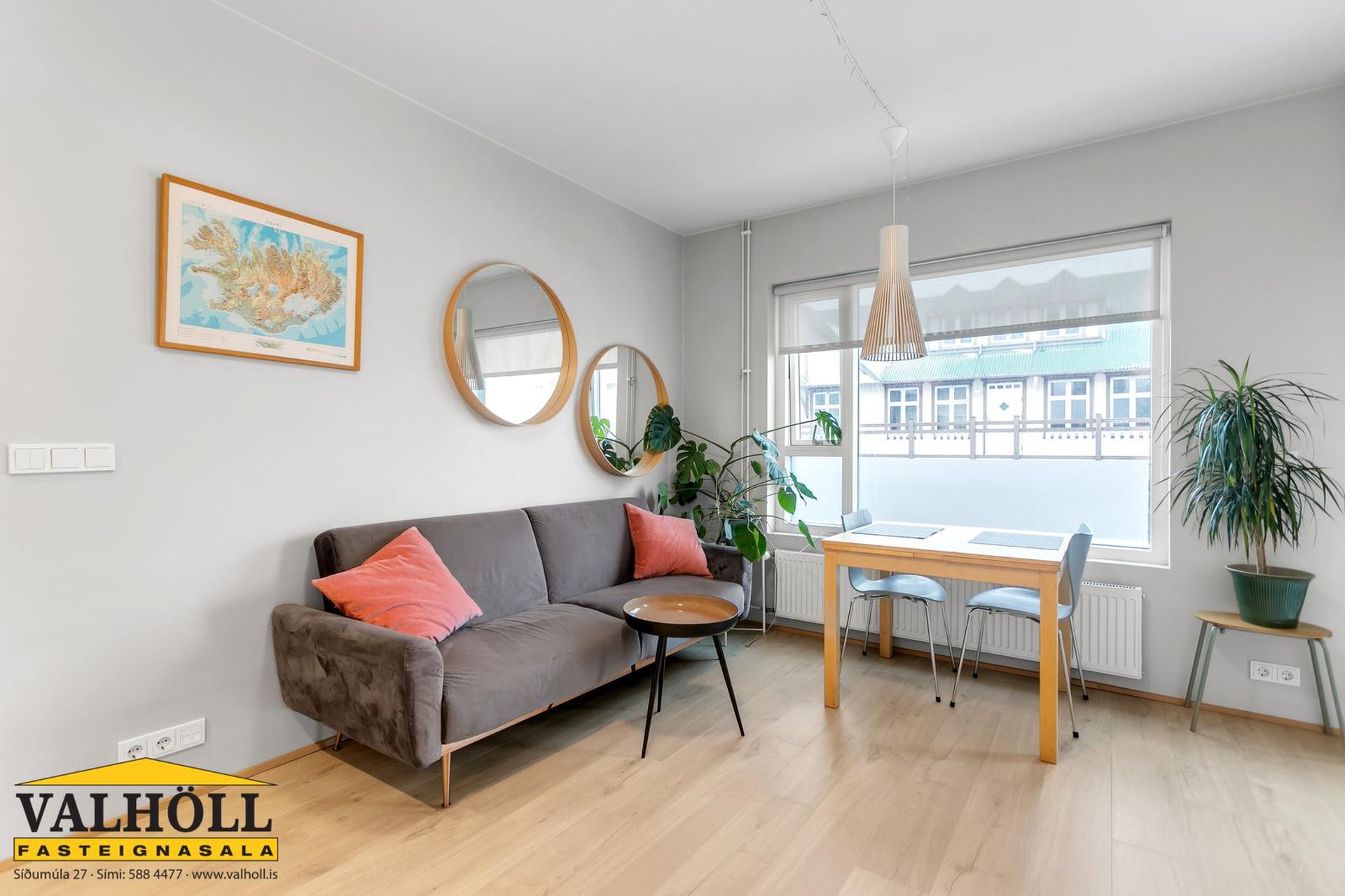 Hverfisgata 85, 101 Reykjavík